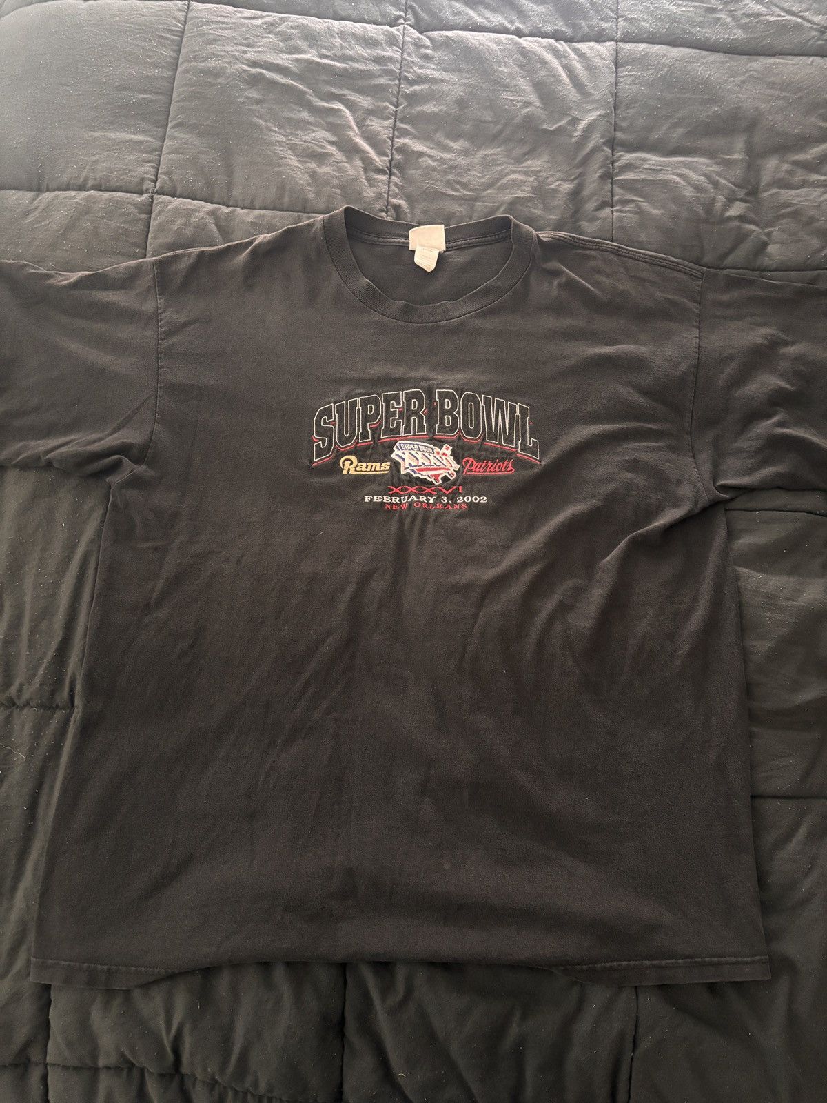 Vintage Vintage Super Bowl 2002 XXXV Tshirt Size US XXL / EU 58 / 5 - 1 Thumbnail
