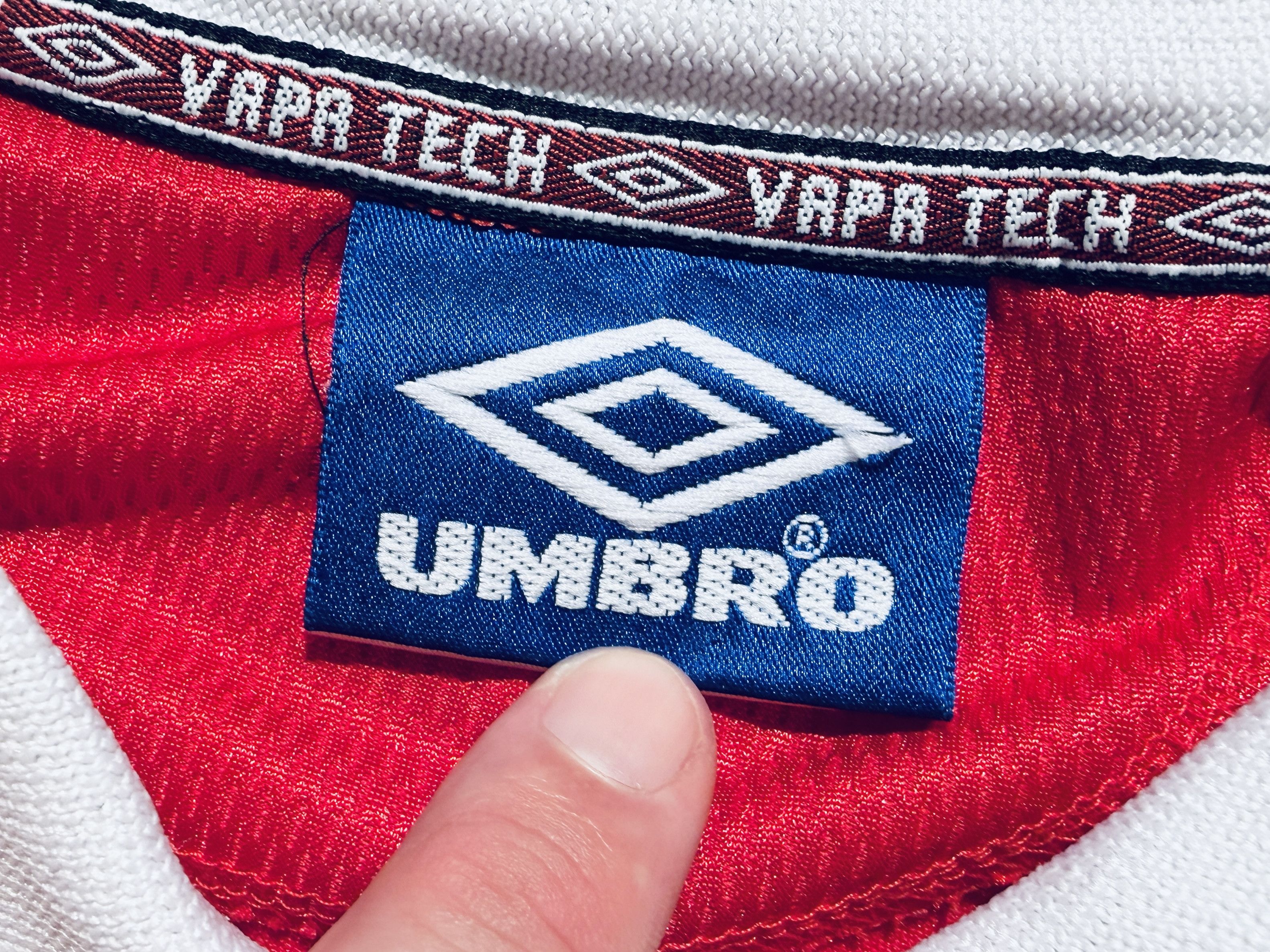Umbro Manchester United UCL Treble Winners Home Jersey 1999 LS Size US M / EU 48-50 / 2 - 14 Thumbnail