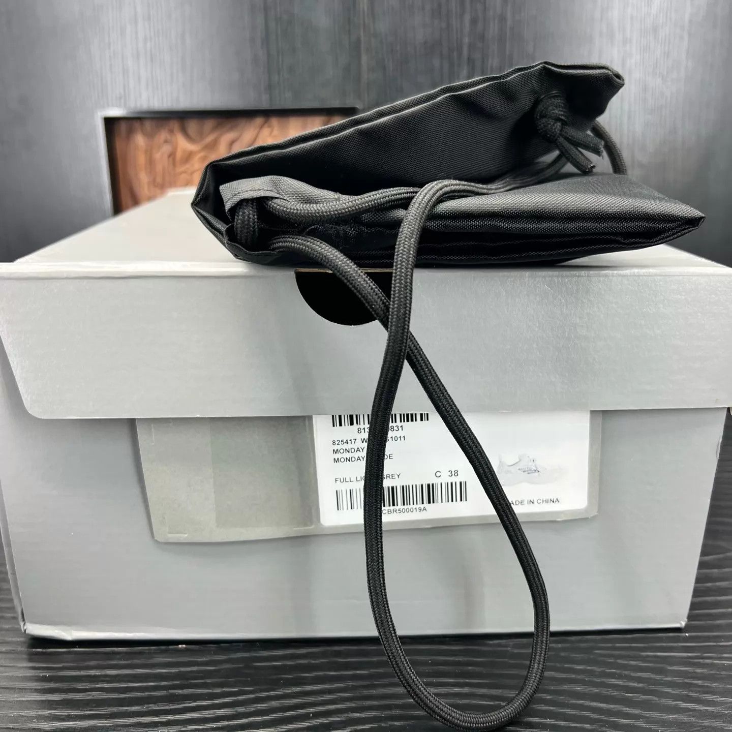 Balenciaga Balenciaga Monday gray white 38 shoes Size US 7.5 / IT 37.5 - 9 Thumbnail