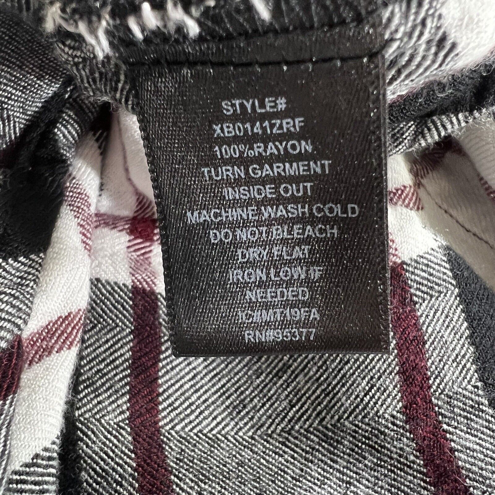 Other Sanctuary Boyfriend Style Snap Red Black Plaid Flannel Shirt Size S / US 4 / IT 40 - 12 Thumbnail