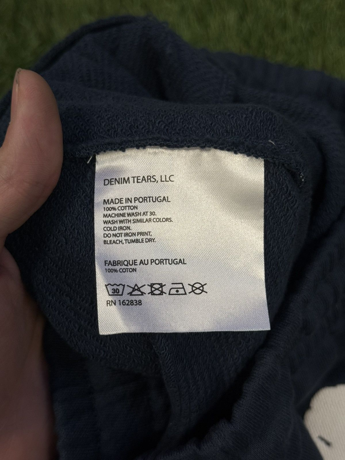 DENIM TEARS Denim Tears Cotton Wreath Sweatpants Navy Blue (M) Size US 31 - 8 Thumbnail