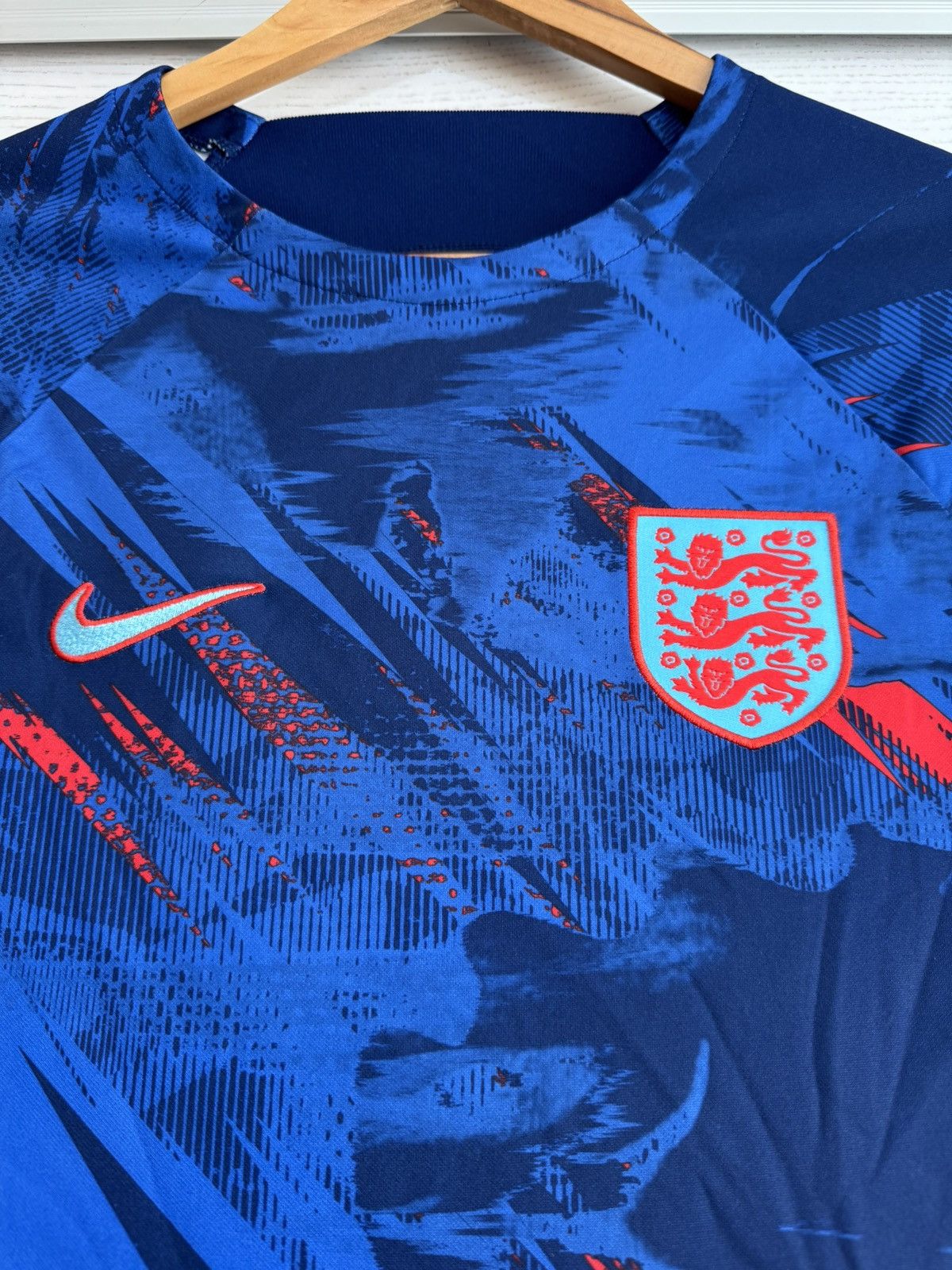 Nike England 2022-2023 Soccer Jersey Football Kit Shirt Size US S / EU 44-46 / 1 - 6 Thumbnail