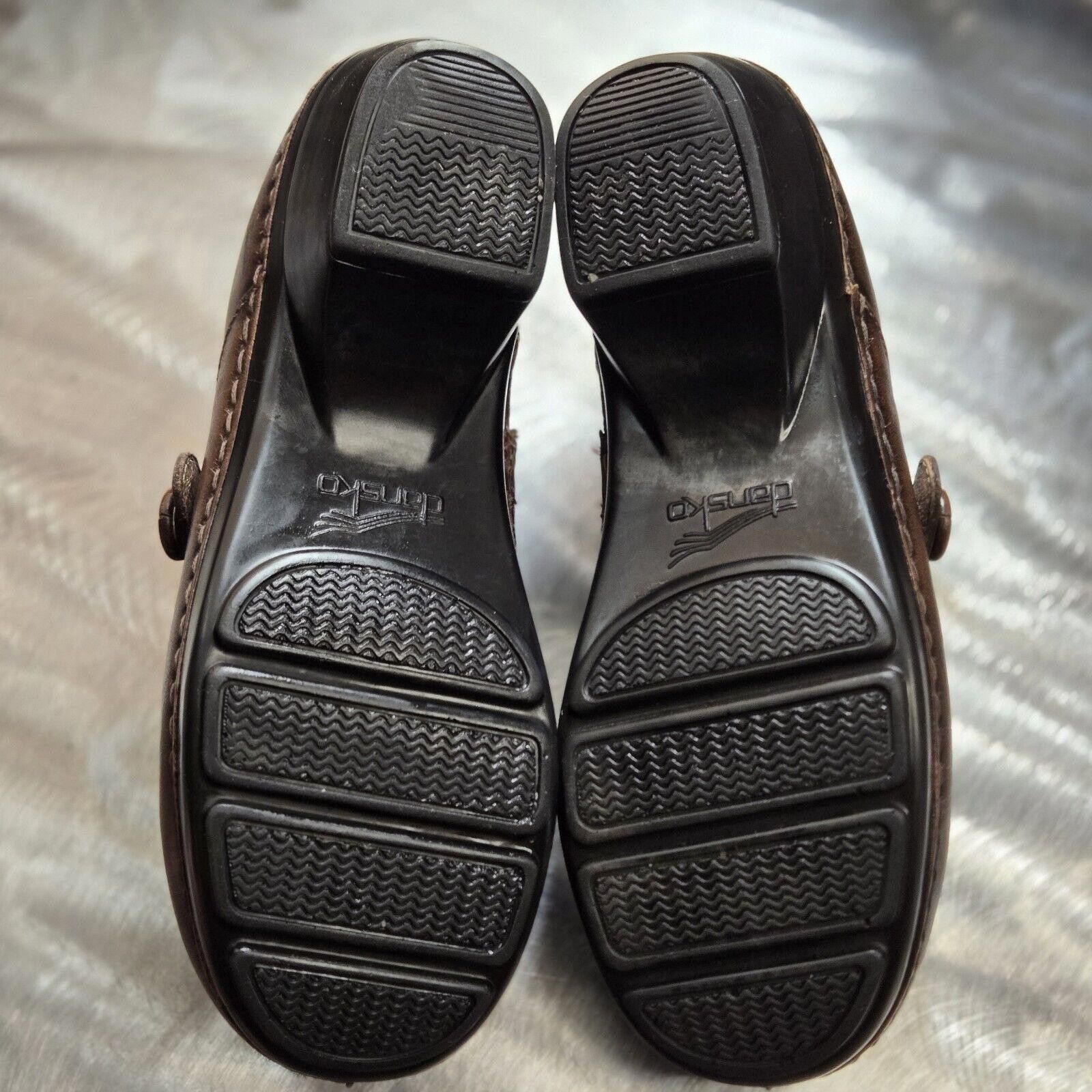 Designer Dansko Womens Solstice Brown Leather Button Slip Clogs S 6 Size US 6 / IT 36 - 4 Thumbnail