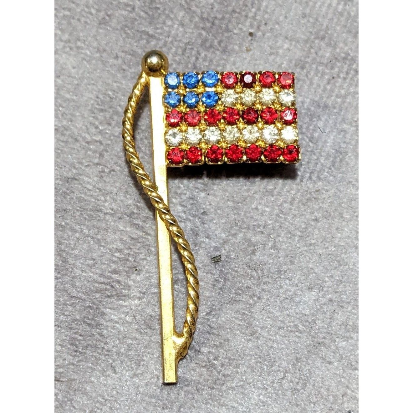 Other Vintage Rhinestone USA American Flag Brooch Size ONE SIZE - 3 Thumbnail