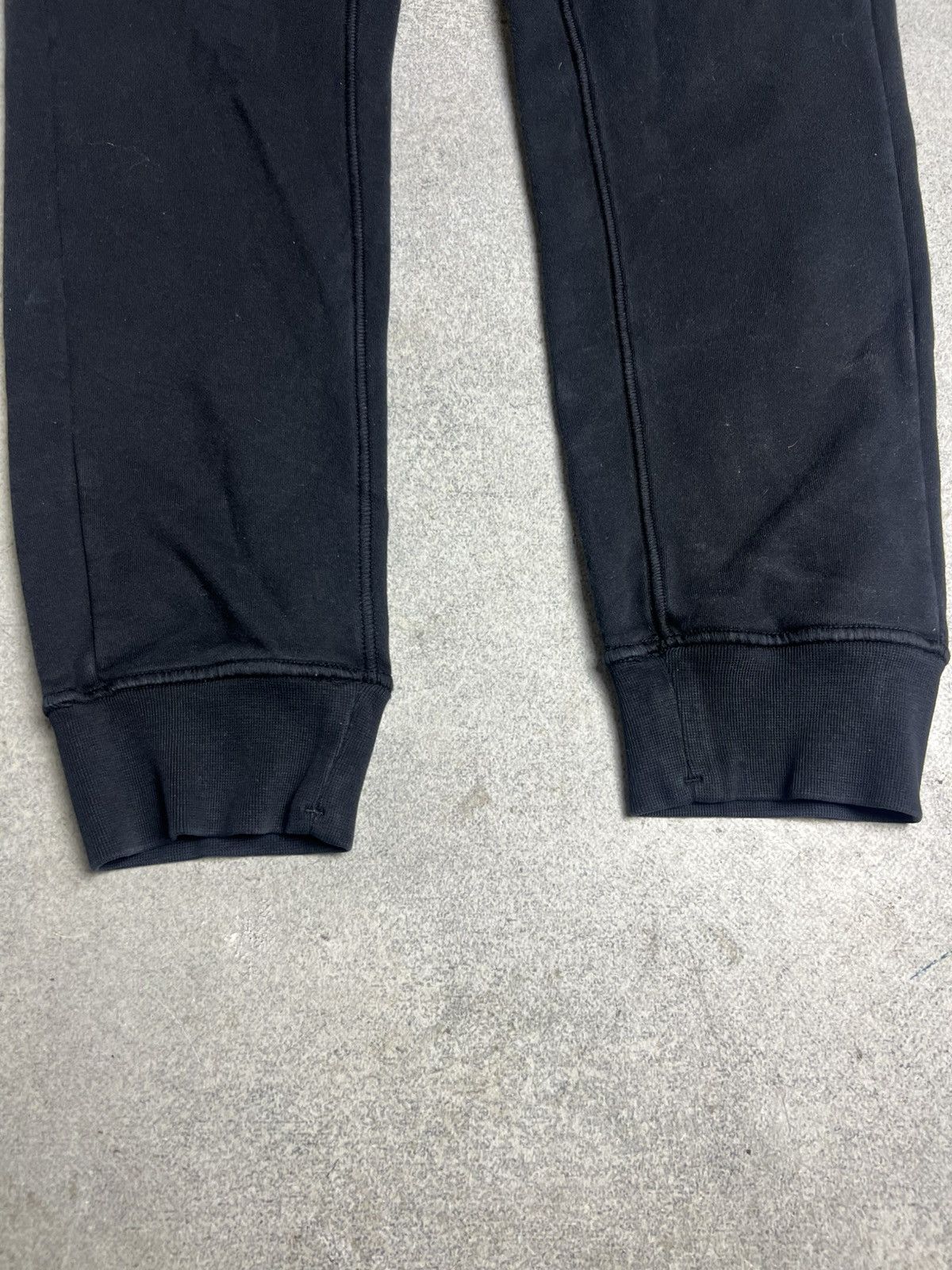 Stone Island Stone Island Joggers Pants Size S-M Black Size US 30 / EU 46 - 13 Thumbnail
