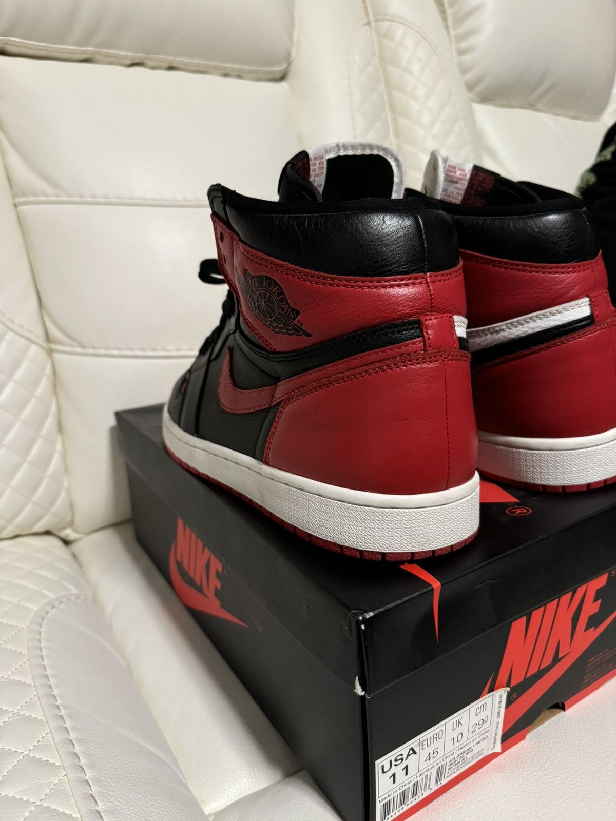 Jordan Brand Nike Air Jordan 1 High OG “Homage to Home” Size US 11 / EU 44 - 6 Thumbnail