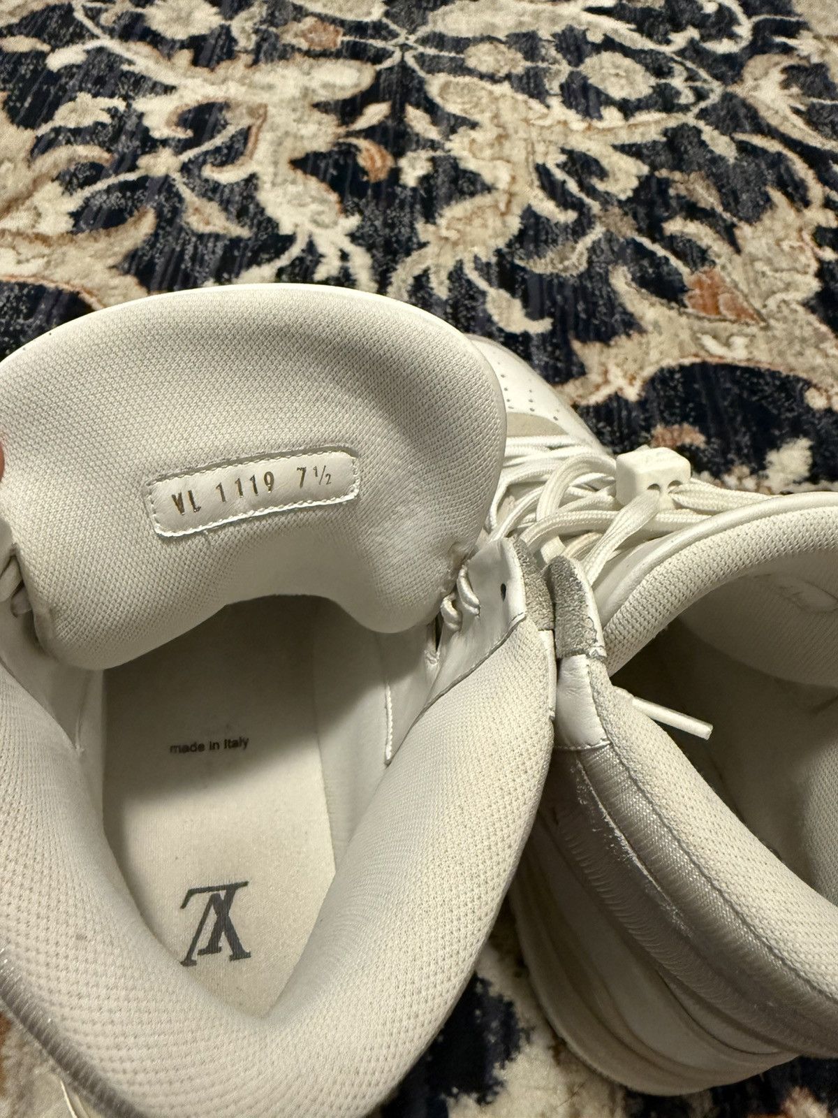 Louis Vuitton × Virgil Abloh Lv trainer Virgil era Size US 9 / EU 42 - 5 Thumbnail