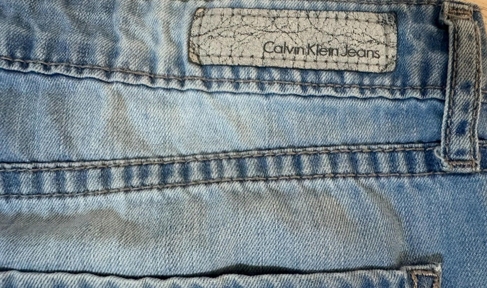 Calvin Klein Vintage Calvin Klein Easy Fit Jeans Cut Off Shorts Size10 Size 32" / US 10 / IT 46 - 3 Thumbnail