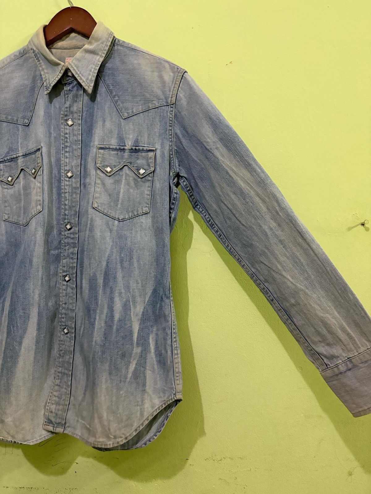 Levi's Vintage Clothing Vintage Levi's Western Shirt Button up Double Pocket Design Size US M / EU 48-50 / 2 - 4 Thumbnail