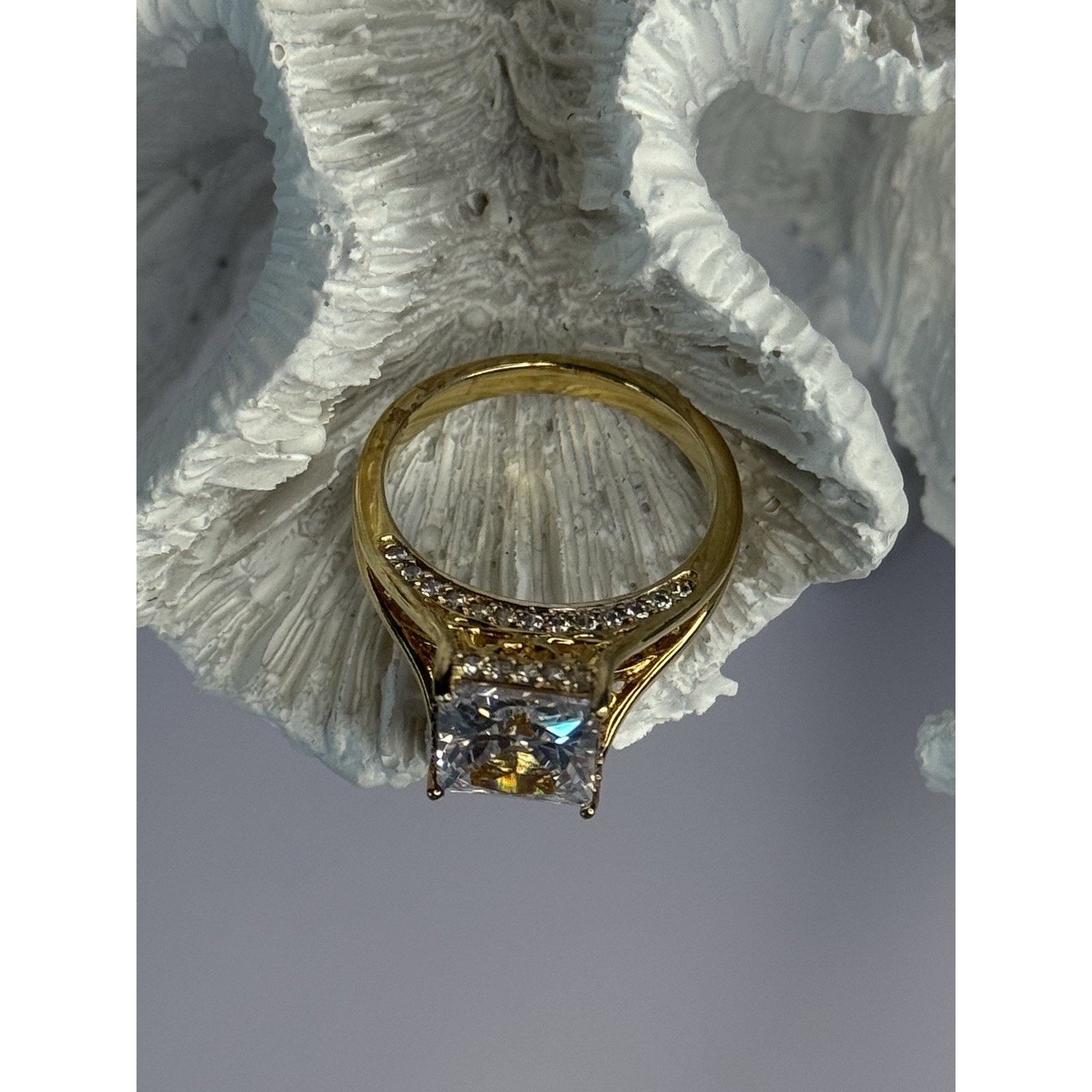 Jewelry 925 STERLING SILVER GOLD PLATED BGE CZ RING SIZE 7 Size ONE SIZE - 4 Thumbnail