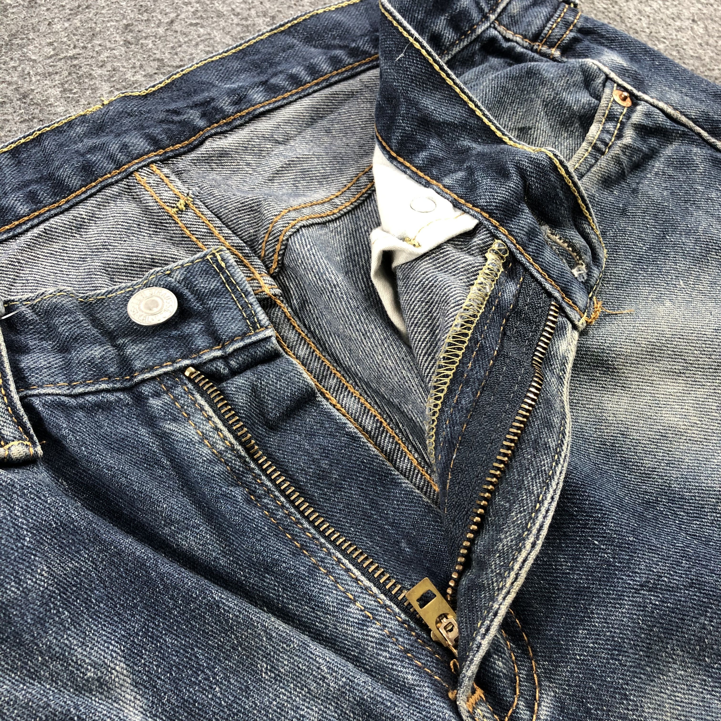 Levi's × Vintage Vintage Distress Levis 514 Jeans-JM1135 Size US 34 / EU 50 - 10 Thumbnail