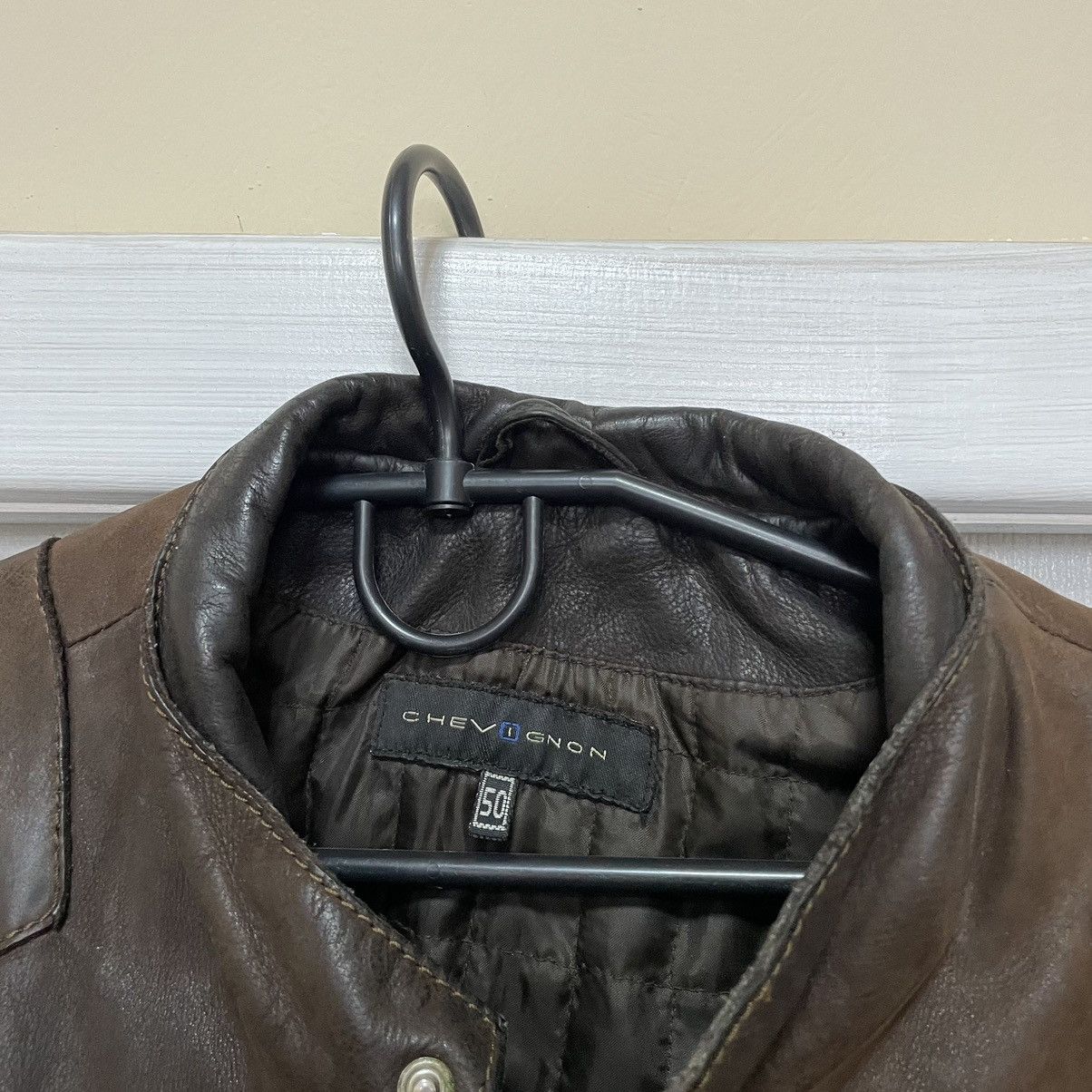 Genuine Leather × Vintage Chevignon Vintage archiv leather biker cropped jacket bomber Size US M / EU 48-50 / 2 - 3 Thumbnail