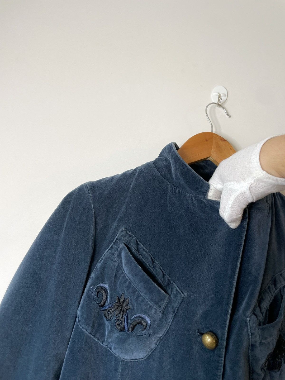 Jean Paul Gaultier Jean Paul Gaultier Velour Blue Flowers Gold Buttons Blazer Size M / US 6-8 / IT 42-44 - 5 Thumbnail