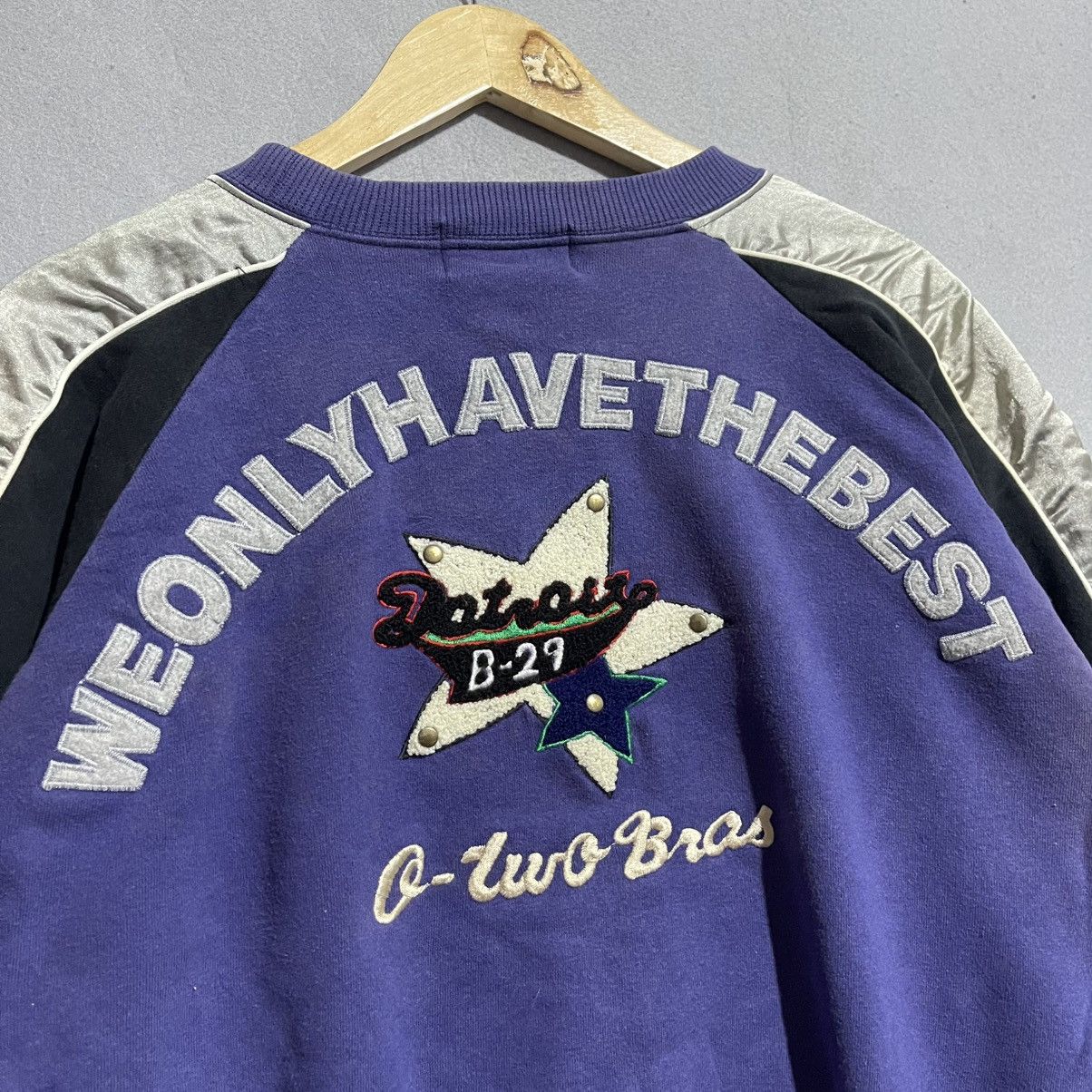Japanese Brand Vintage 1990s B-29 Japan “We Only Have The Best” Sweatshirt Size US L / EU 52-54 / 3 - 7 Thumbnail