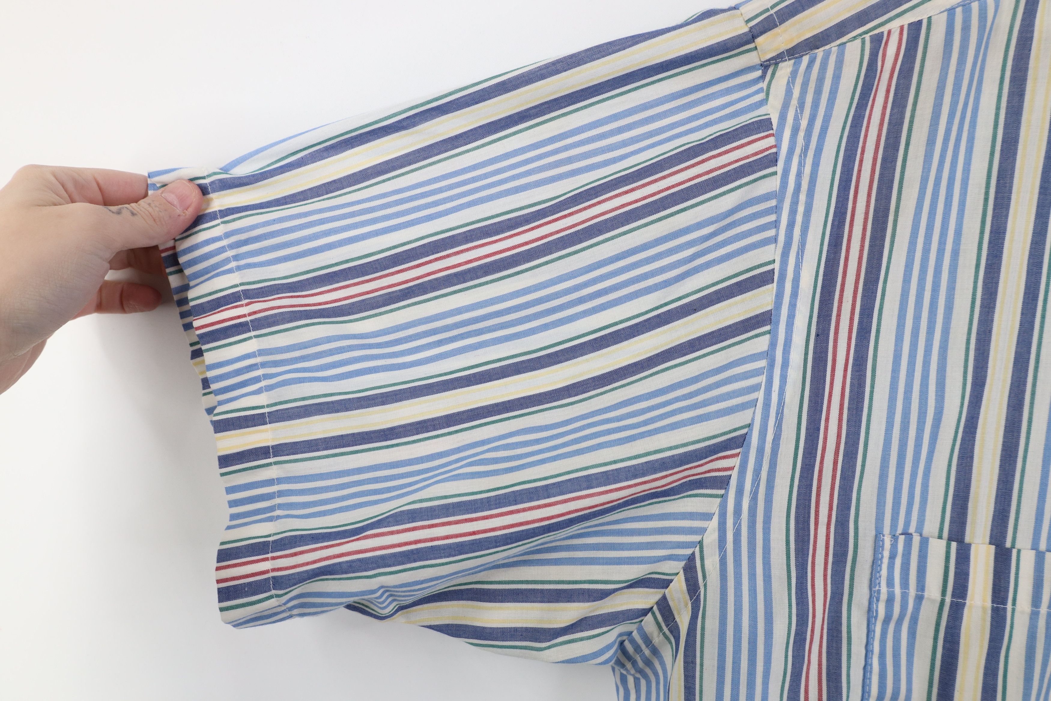 Vintage Vintage 90s Streetwear Short Sleeve Button Down Shirt Size US L / EU 52-54 / 3 - 9 Thumbnail