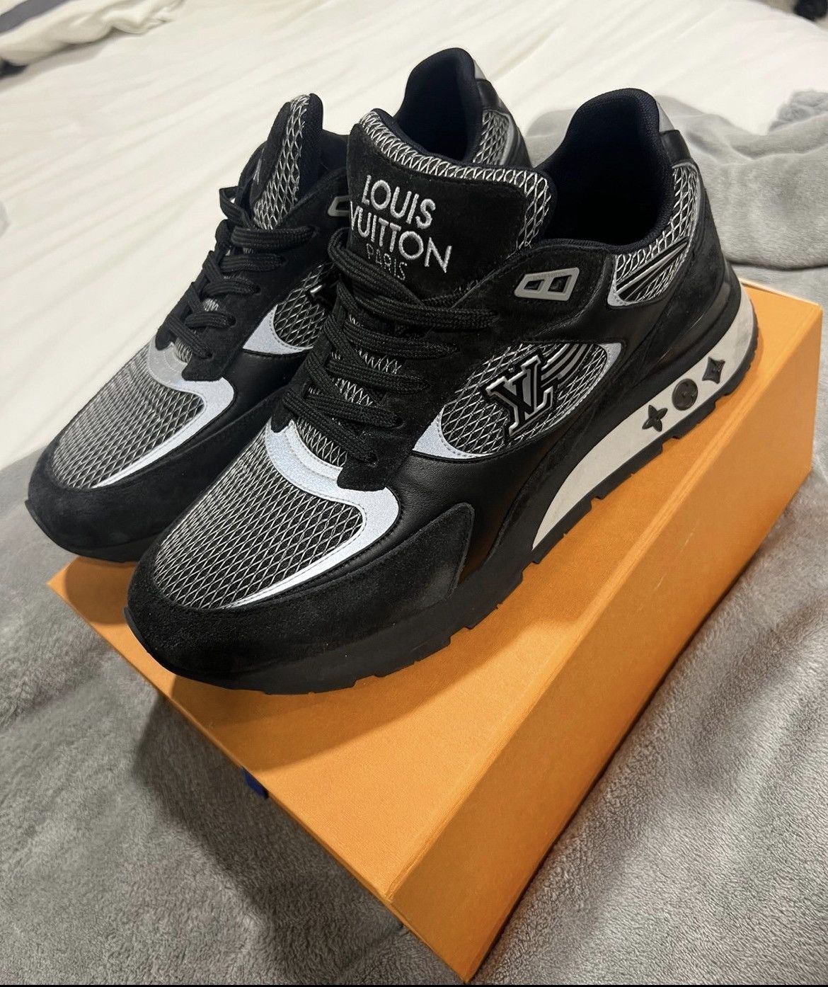 Louis Vuitton Louis Vuitton Sneaker! Size US 8.5 / EU 41-42 - 1 Thumbnail