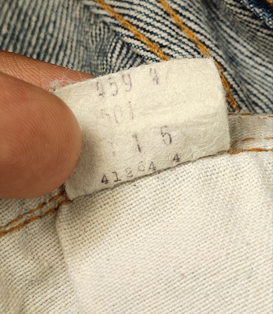 Levi's 60's Vtg Levis 501 Button No6 Selvedge Redline Size US 31 - 10 Thumbnail