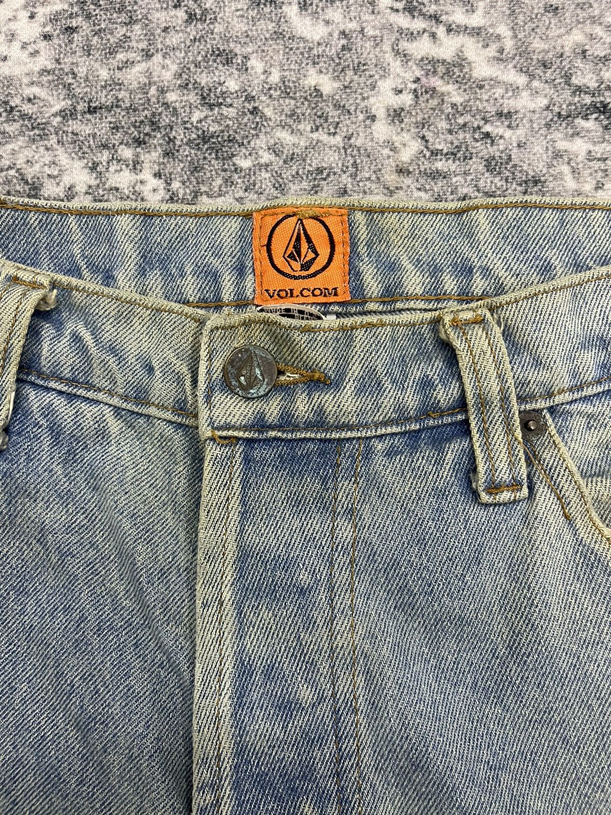 Vintage Volcom Baggy Fly Button Denim