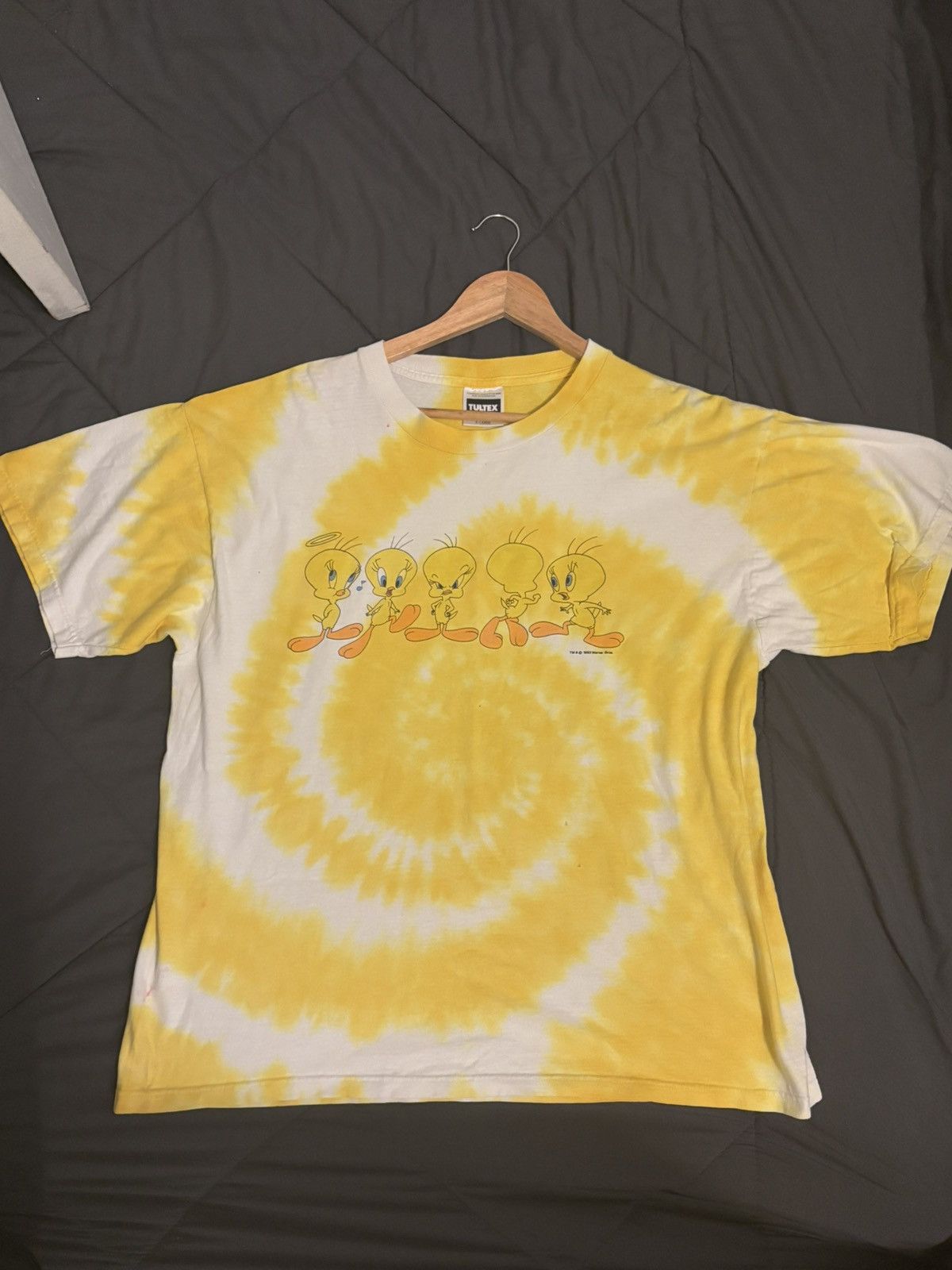 Tultex Vintage Tweety 90’s shirt Size US XL / EU 56 / 4 - 2 Thumbnail