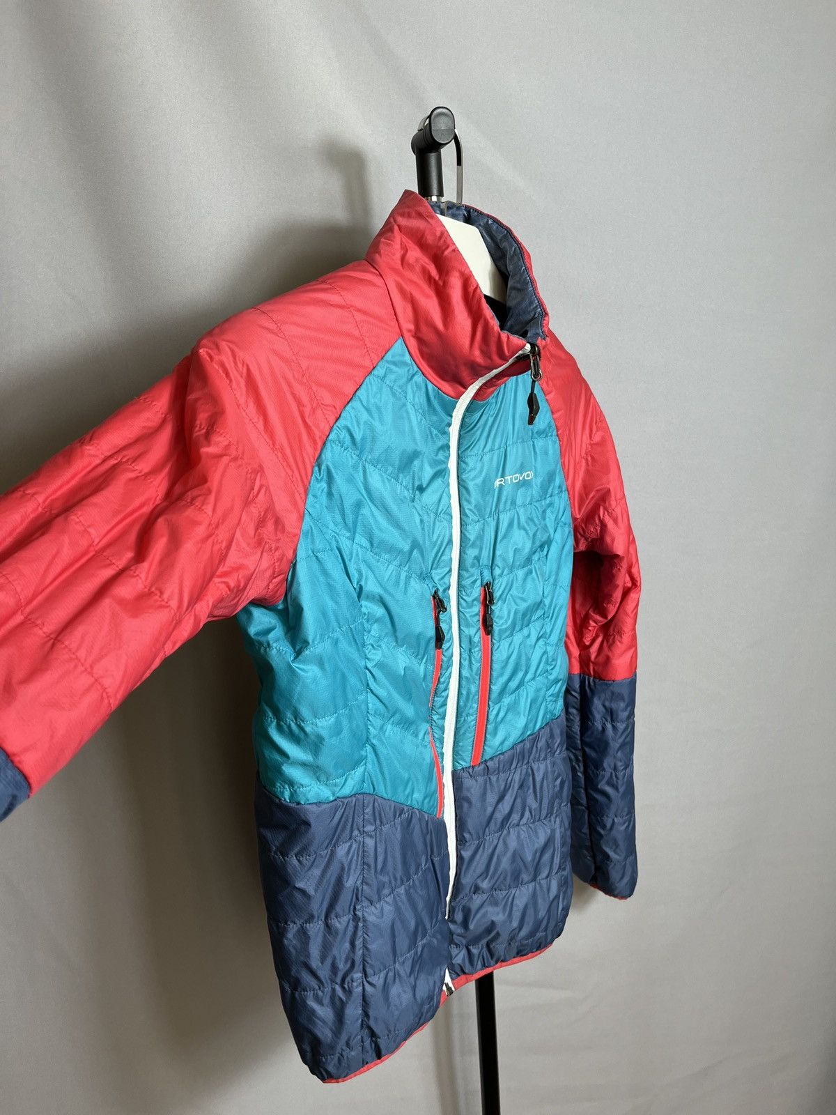 ORTOVOX × Sports Specialties Ortovox SwissWool Reversible Jacket Womens Blue Pink Size M / US 6-8 / IT 42-44 - 6 Thumbnail