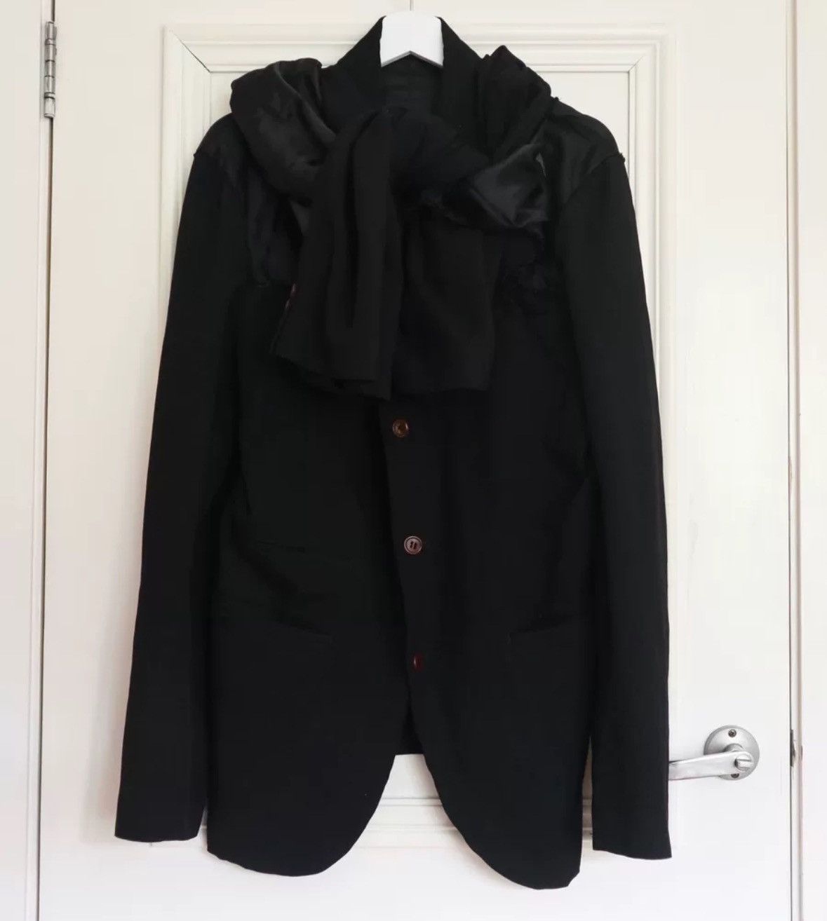 Comme des Garcons Black double-layer double sleeve suit 2412-Nextarrow Size US S / EU 44-46 / 1 - 6 Thumbnail