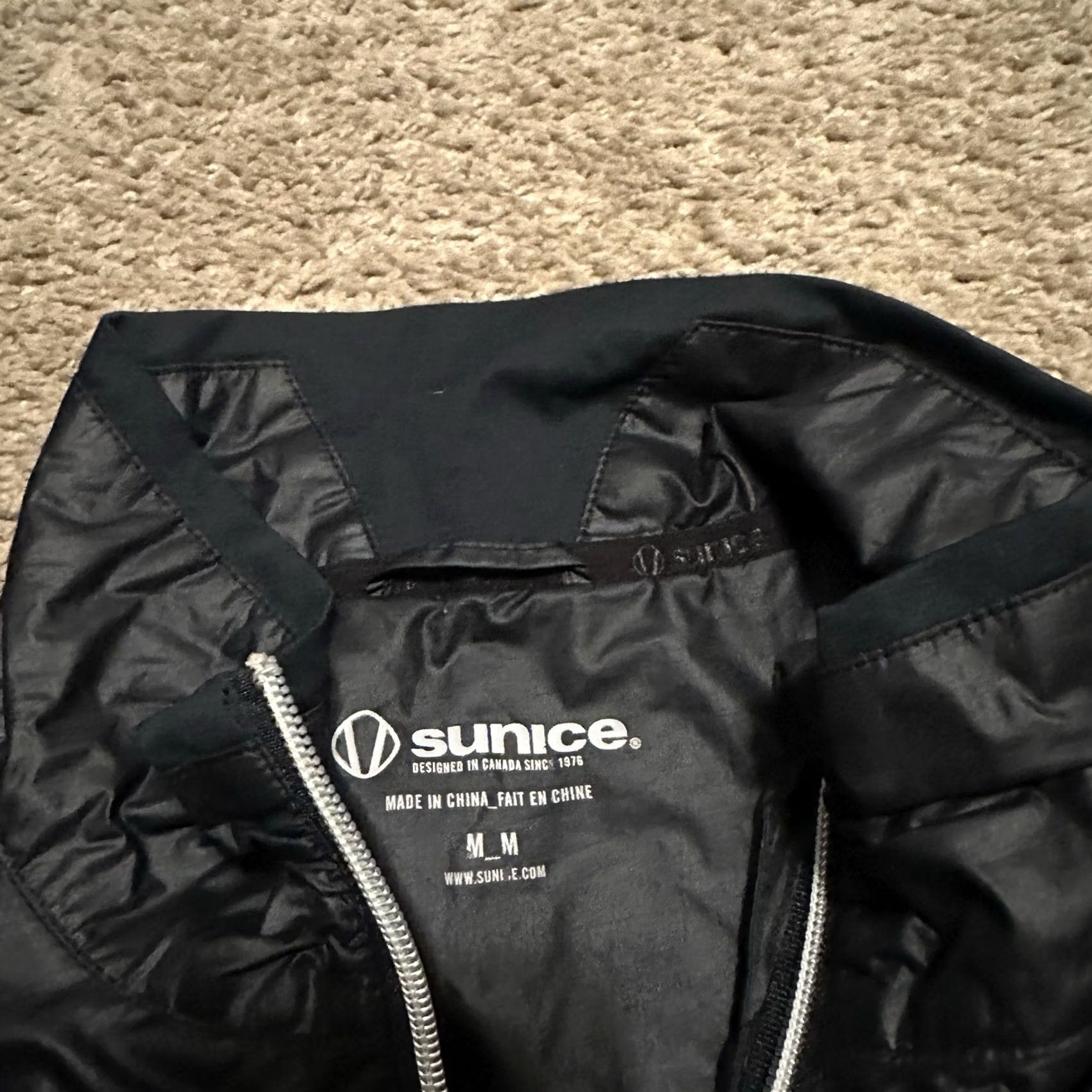 Vintage Sunice Jacket Womens Medium Black Full Zip Windbreaker Lightweight Performance Size M / US 6-8 / IT 42-44 - 3 Thumbnail