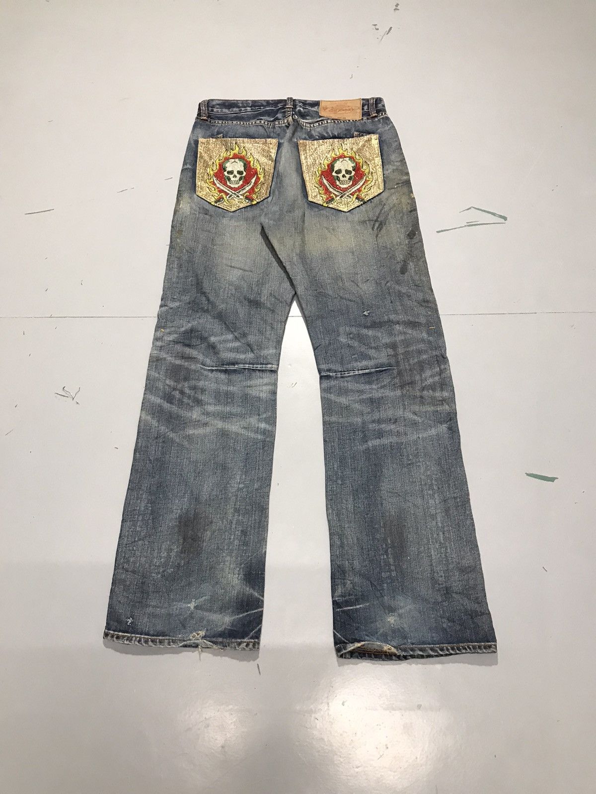 Ed Hardy Vintage ed hardy skull fire embroidered denim Size US 32 / EU 48 - 1 Thumbnail