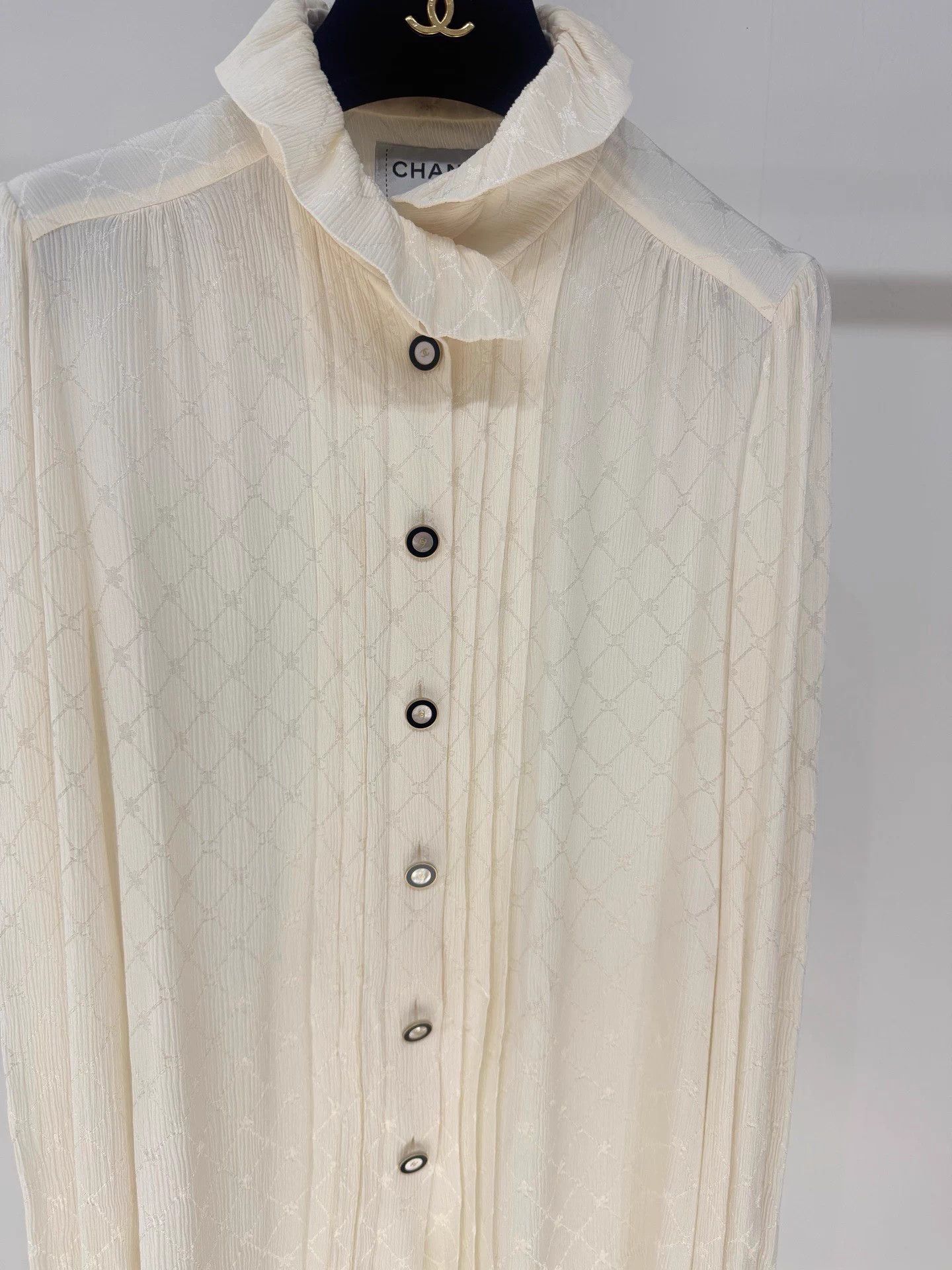 Chanel Chanel Women's CC Logo Ruffled Princess Shirt EU38 99 New Size S / US 4 / IT 40 - 2 Thumbnail