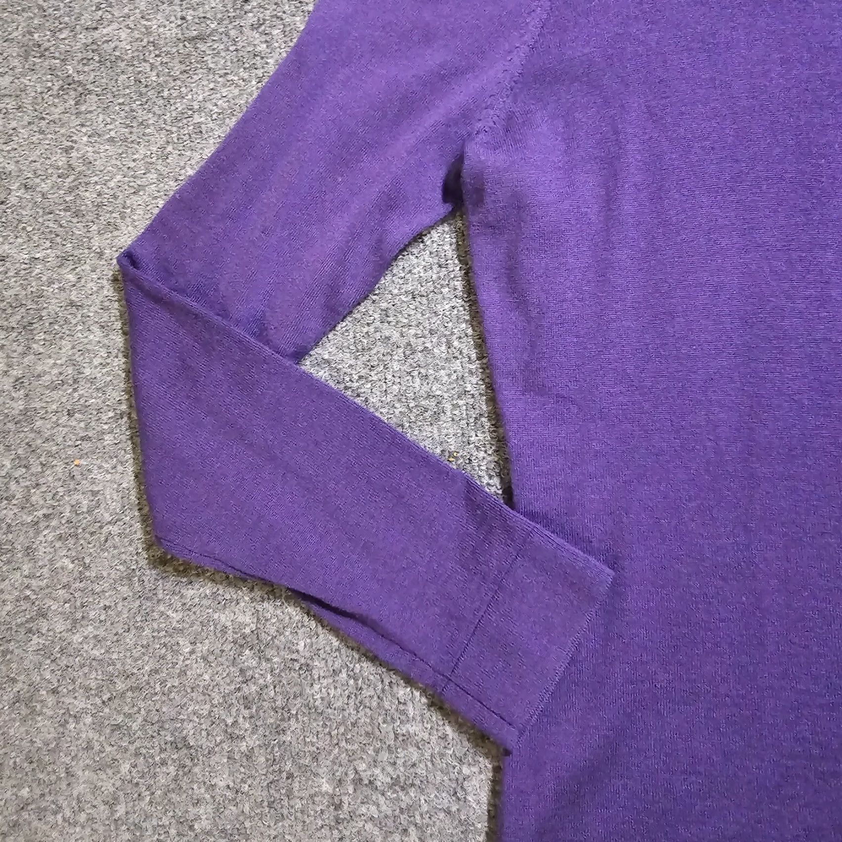 Elie Tahari Elie Tahari Cardigan Sweater Women Small Purple Merino Button Career Casual Sleeve Long Round Neck Size S / US 4 / IT 40 - 4 Thumbnail