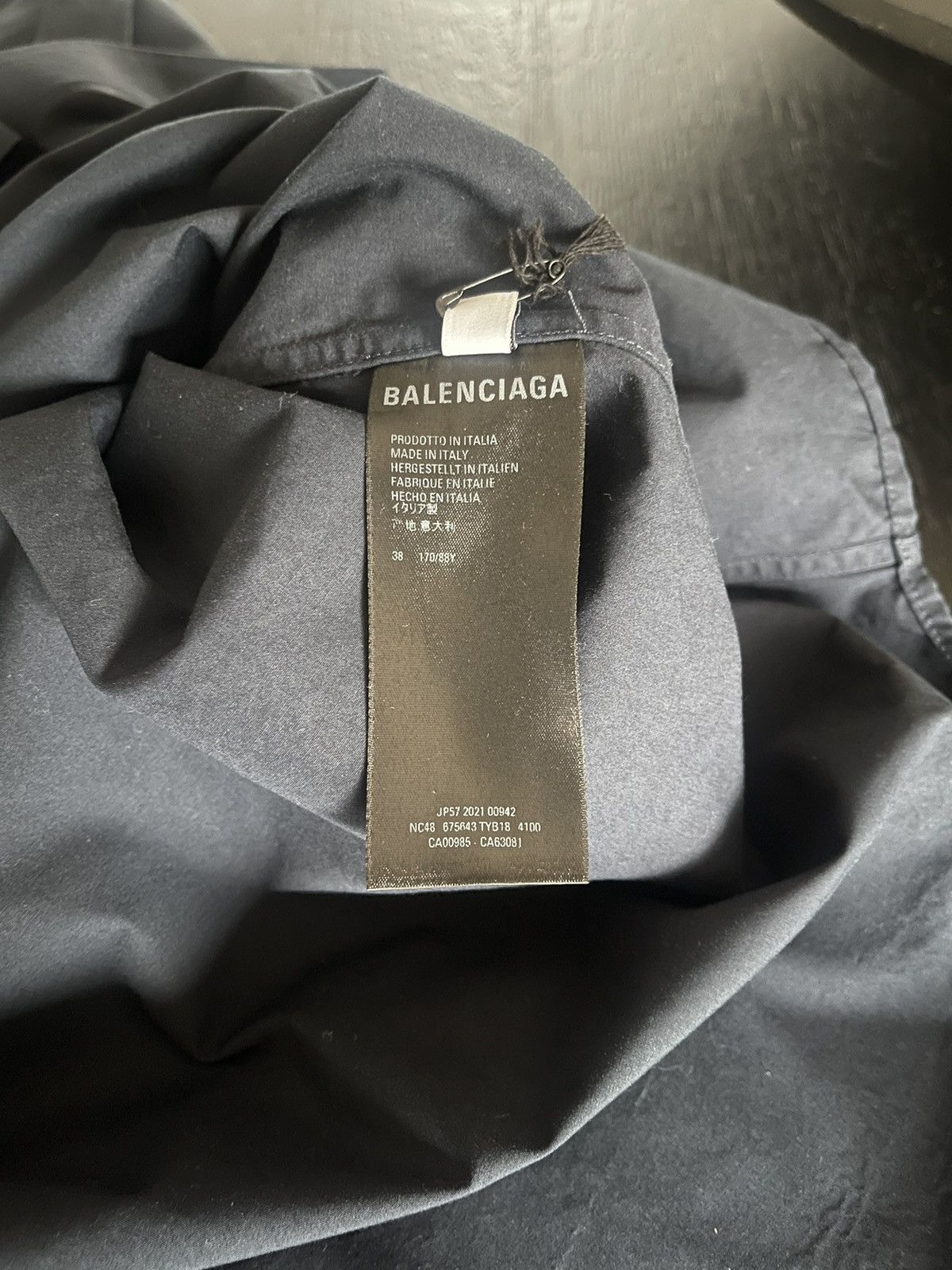 Balenciaga Balenciaga SS22 Scissors Logo Short Sleeve Shirt Size US XL / EU 56 / 4 - 6 Thumbnail