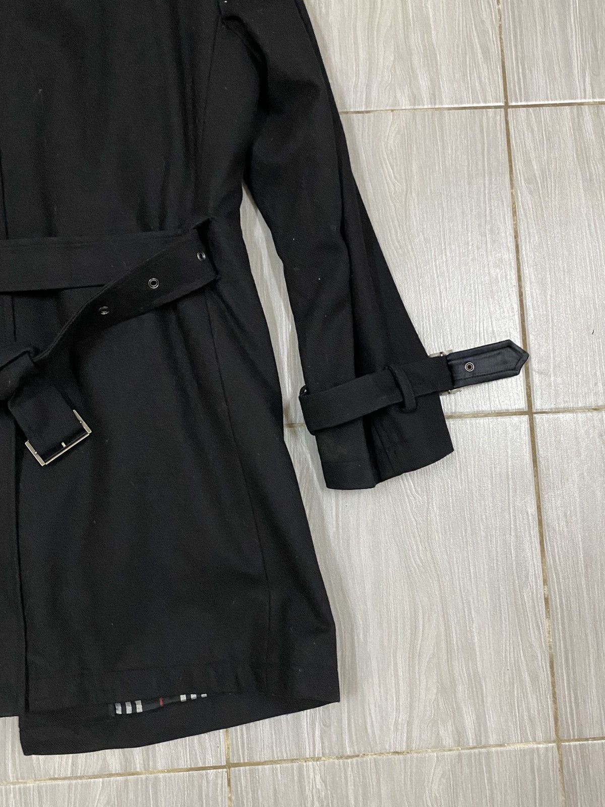 Burberry Burberry Black Label Wool Coat Heavy Jacket Belting Black Size US M / EU 48-50 / 2 - 7 Thumbnail