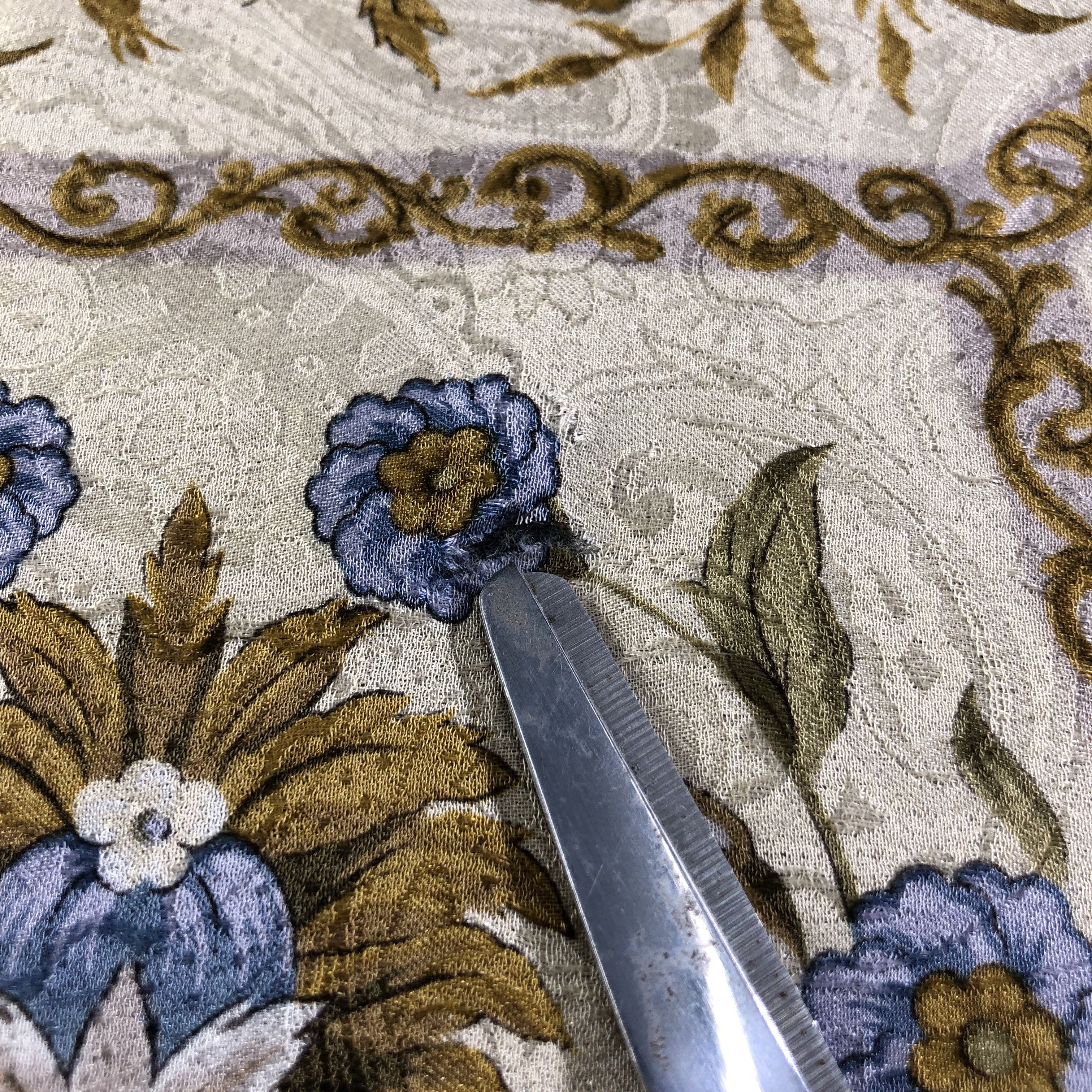Japanese Brand Sorelle Fontana Paisley Silk Scarf M961 Size ONE SIZE - 6 Thumbnail