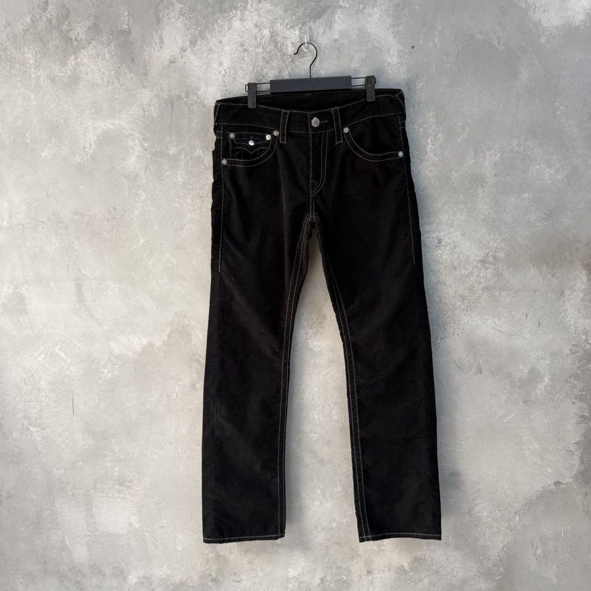True Religion True Religion Jeans Straight Corduroy Size 31 Size US 31 - 2 Thumbnail
