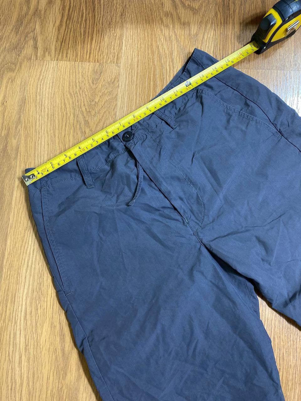 Diesel × Vintage Vintage 90s Y2K Diesel Big Logo Blue Cargo Long Shorts Size US 28 / EU 44 - 13 Thumbnail