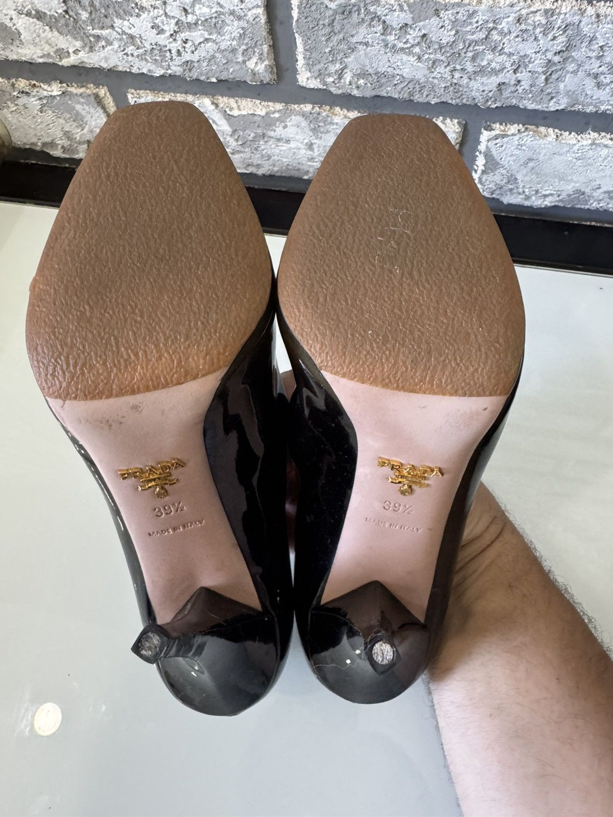 Prada Patent Leather Heels Prada Black Size 39 1/2 Patent Leather Size US 9.5 / IT 39.5 - 10 Thumbnail