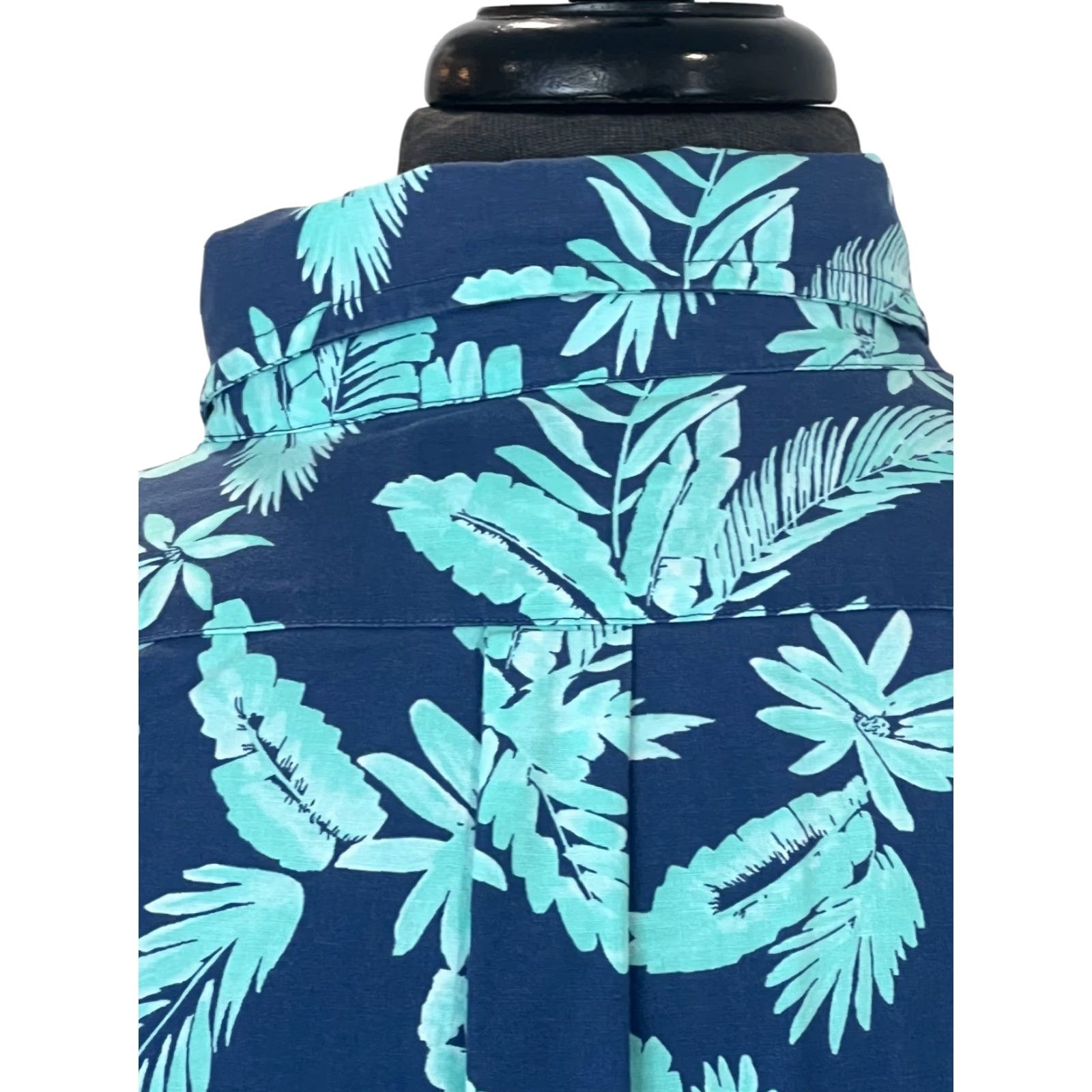 Vineyard Vines Vineyard Vines Murray Hawaiian Shirt Slim Fit Mens Large Blue Floral Tropical Slimming Shirt Button-Up Short Sleeve Size US L / EU 52-54 / 3 - 7 Thumbnail