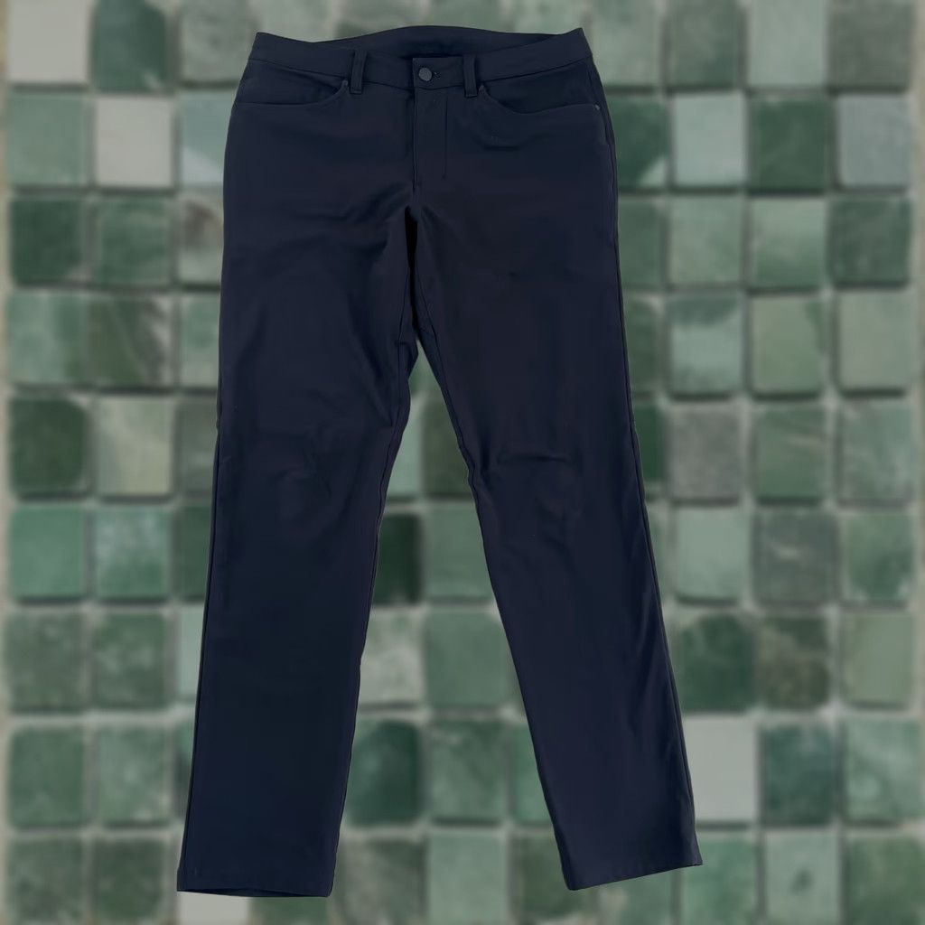 Lululemon Lululemon ABC Pants Men 31x30 Black Warpstreme Slim Fit Wicking Tapered Stretch Pants Size US 32 / EU 48 - 1 Thumbnail