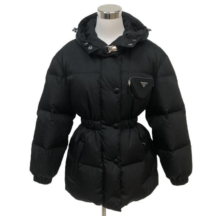 Prada Prada Re-Nylon Triangle Pocket Down Jacket Size 36 Size XS / US 0-2 / IT 36-38 - 1 Thumbnail
