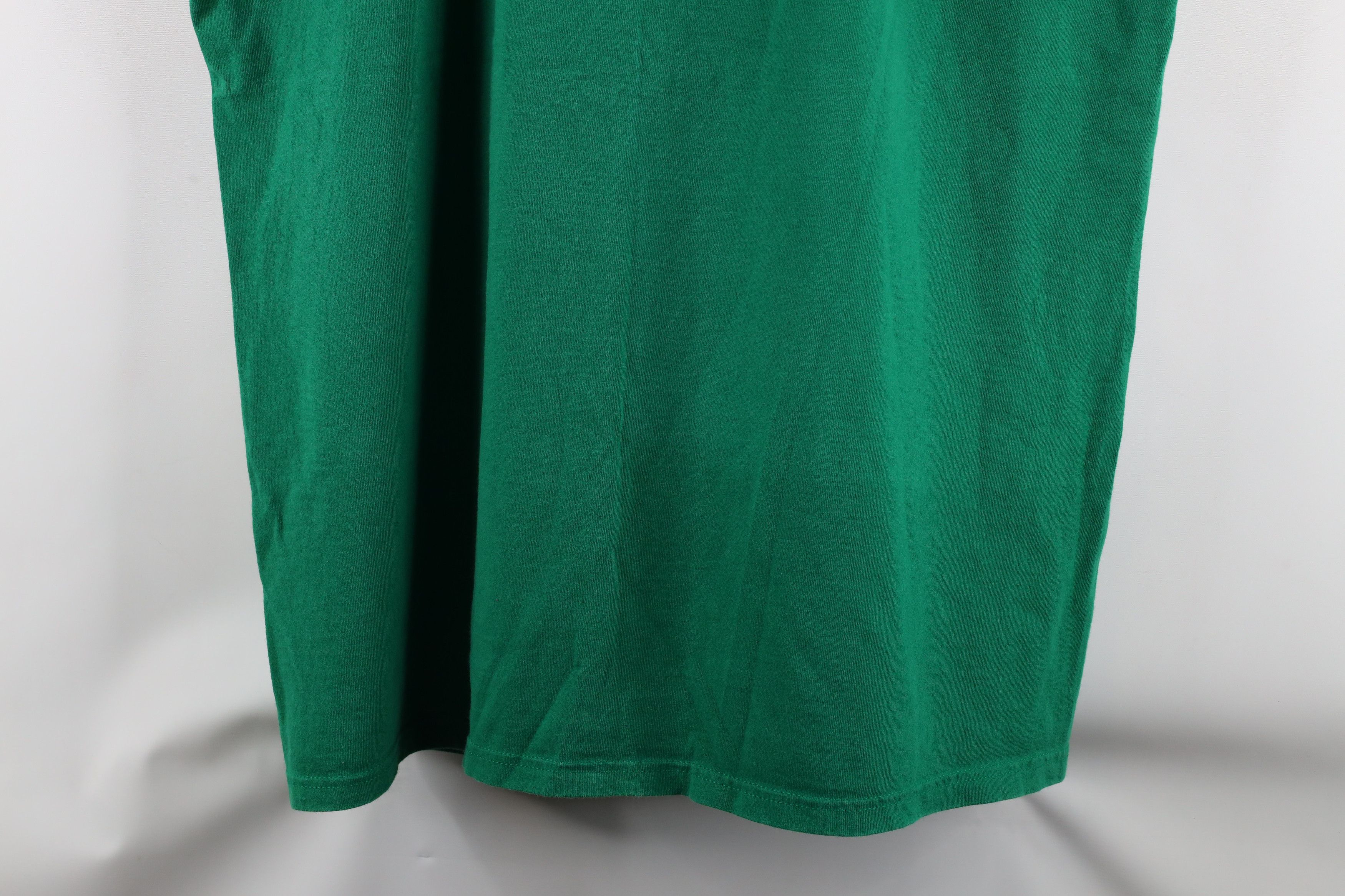 Vintage Vintage 90s Streetwear Heavyweight Sleeveless Muscle T-Shirt Size US XXL / EU 58 / 5 - 3 Thumbnail