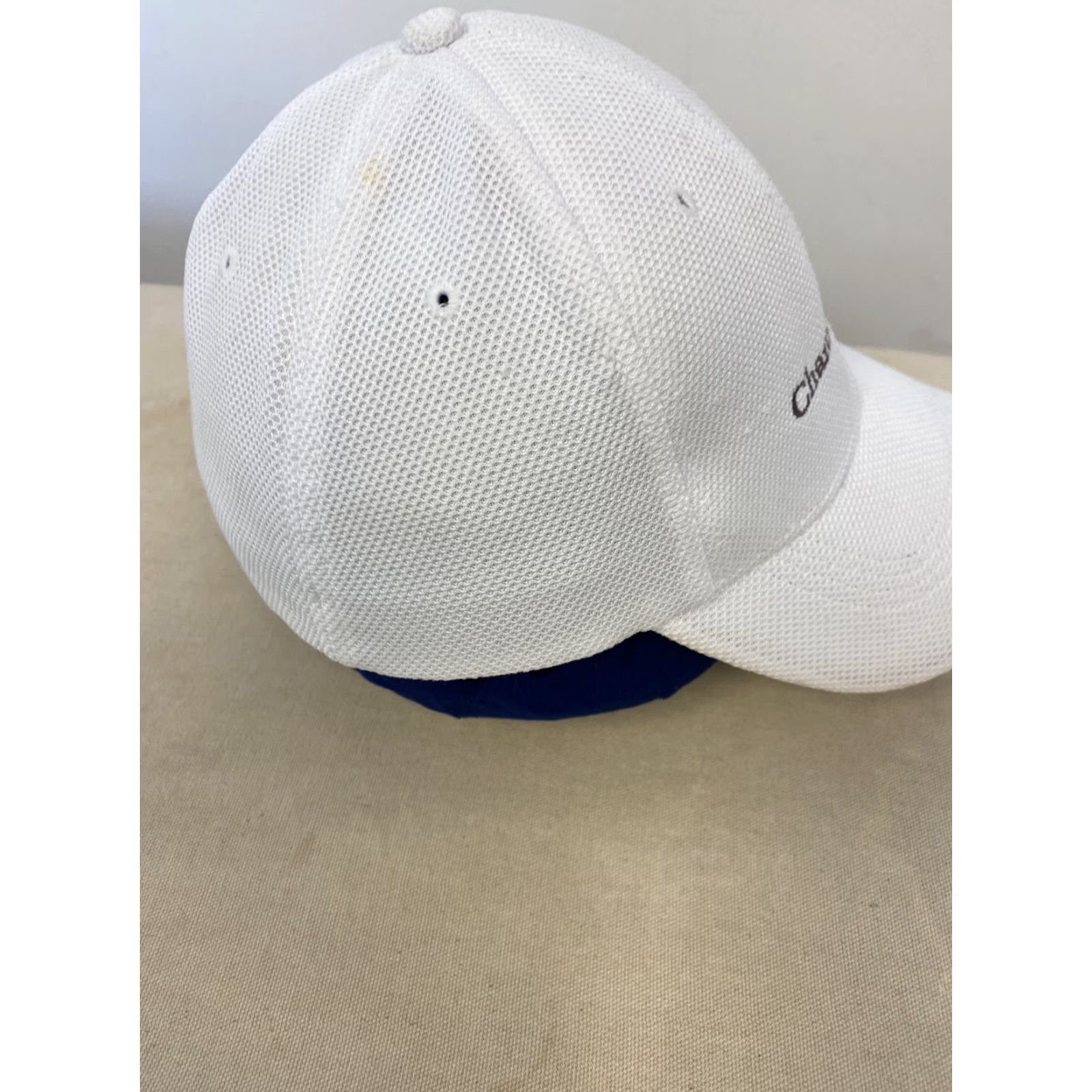 Nike VINTAGE Nike Performance Flex Hat Chambers Bay M/L White / 224 Baseball Cap Men Adjustable White Nike Swoosh 90s Sports Size ONE SIZE - 7 Thumbnail