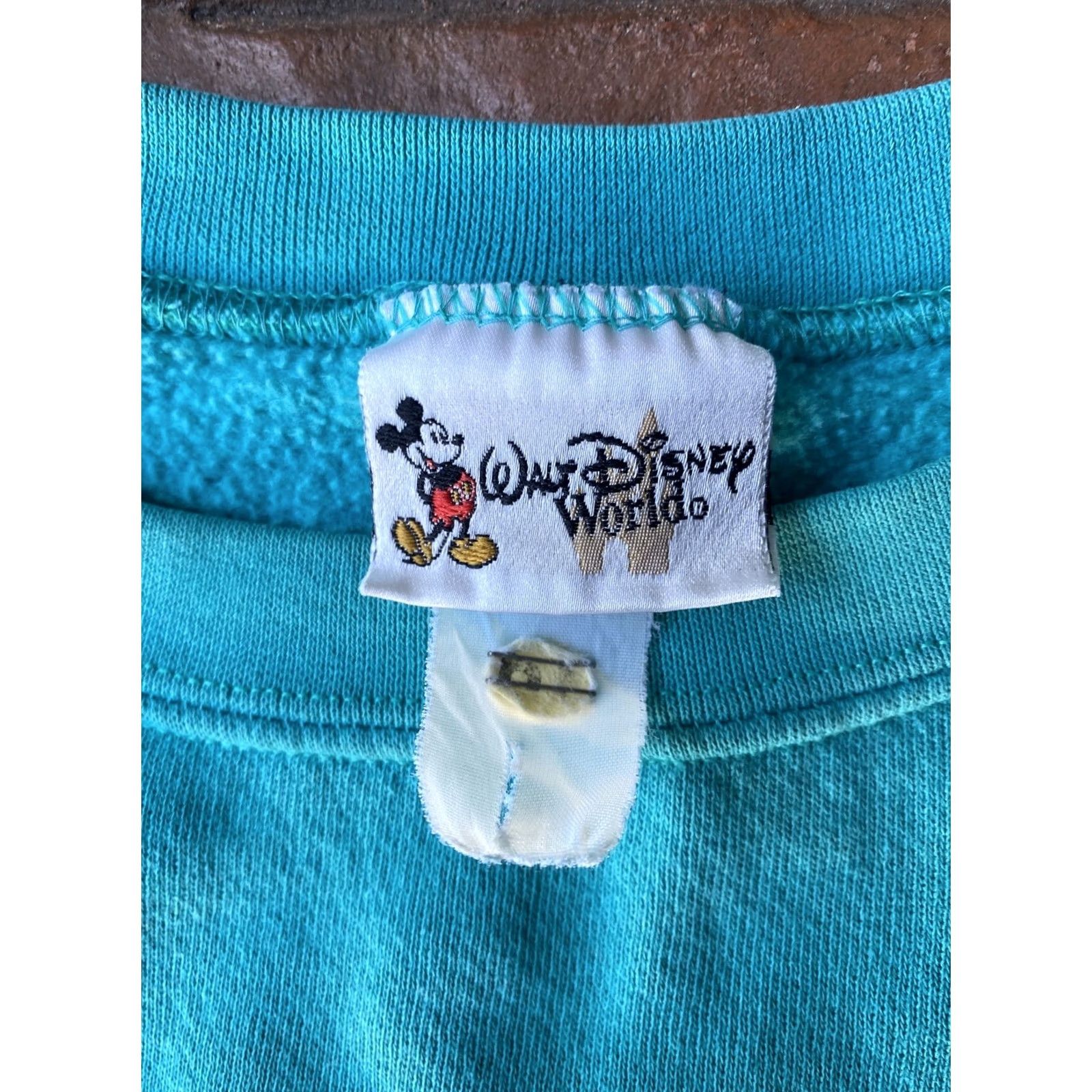 Disney VINTAGE Walt Disney World Characters Spell Out Crewneck Sweatshirt Size US S / EU 44-46 / 1 - 2 Thumbnail