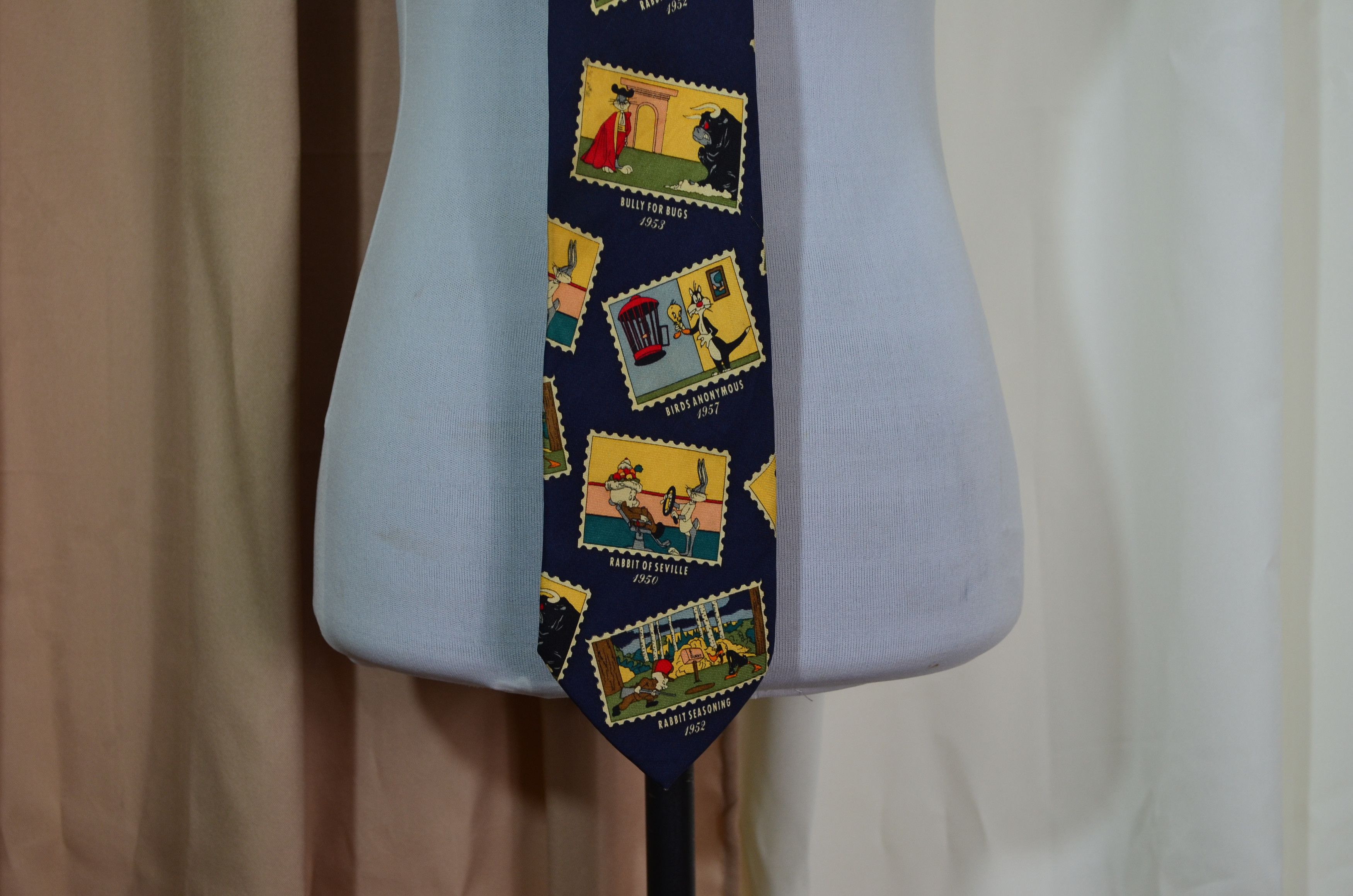 Vintage Vintage Warner Bros. Inc. Looney Tunes 1992 Necktie Size ONE SIZE - 3 Thumbnail
