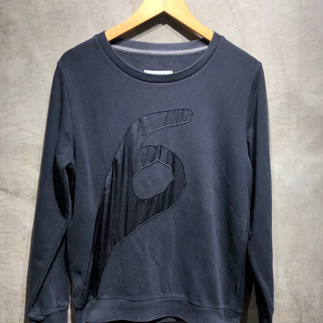 Maison Margiela Maison Margiela MM6 hand logo crewneck long sleeves Size US M / EU 48-50 / 2 - 2 Thumbnail