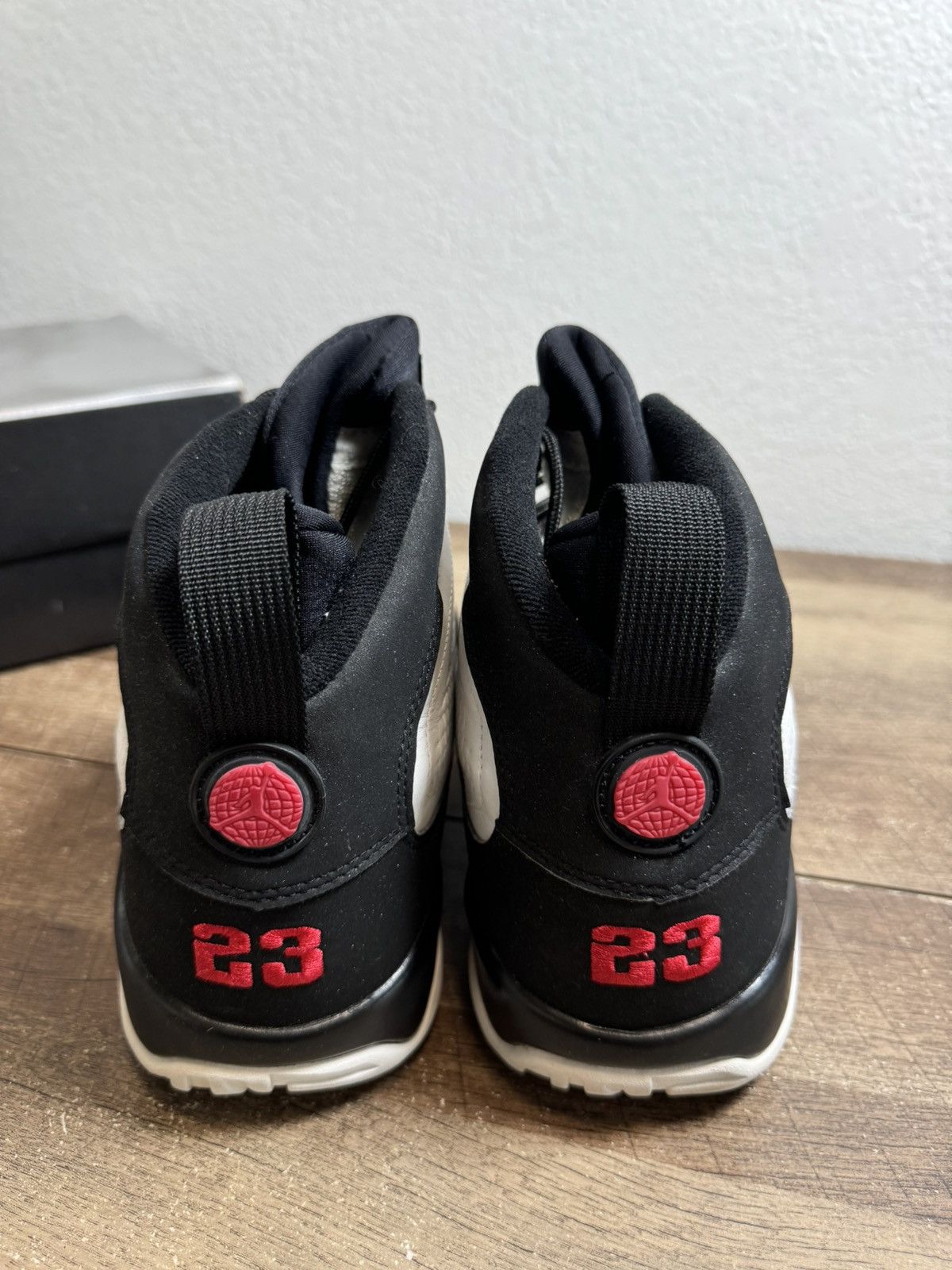 Jordan Brand Air Jordan 9 Retro OG White Black Red Size 15 | 302370-101 | Size US 15 / EU 48 - 4 Thumbnail