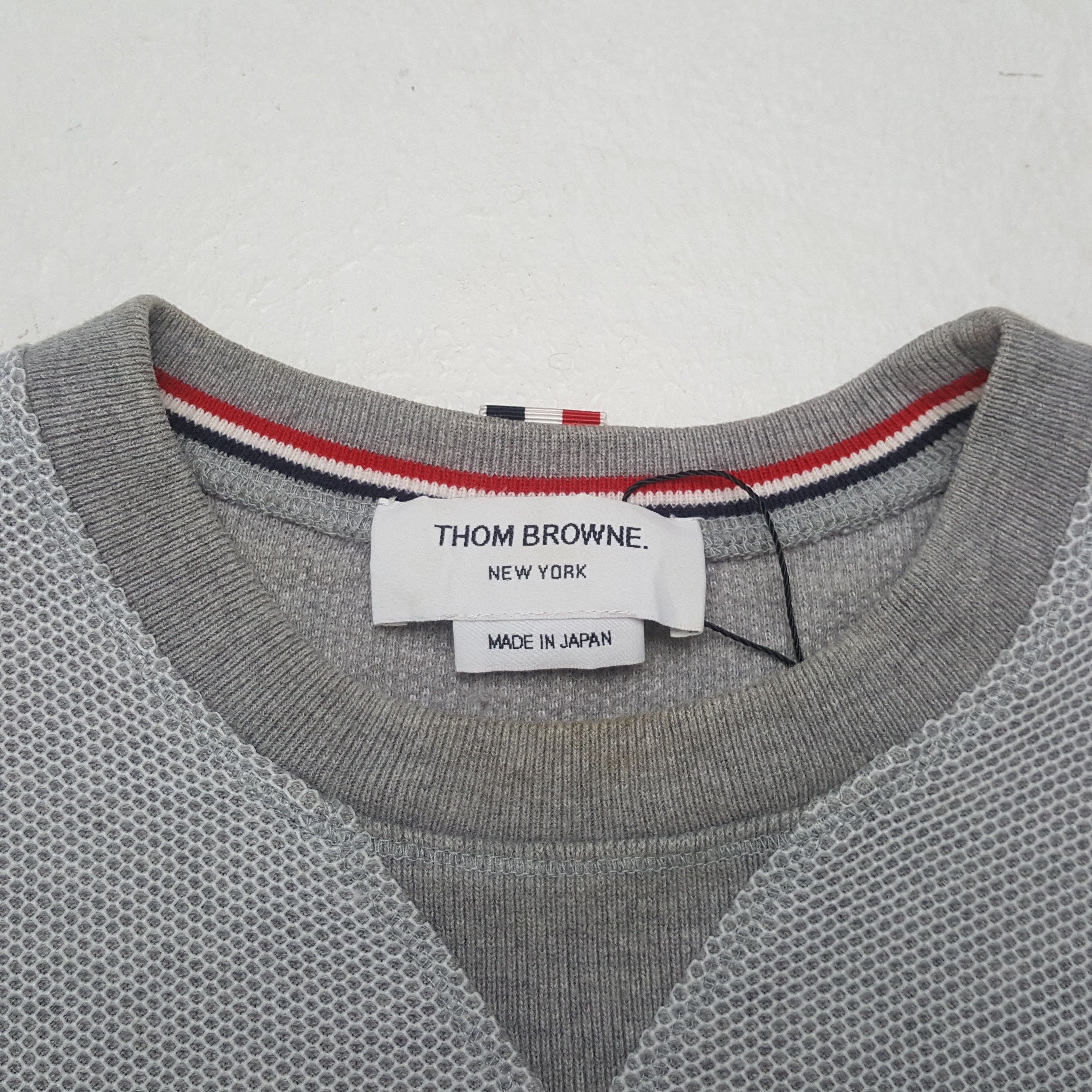 Thom Browne Thom Browne Fashion Brand Designer Sweatshirt RR28 Size US XS / EU 42 / 0 - 6 Thumbnail