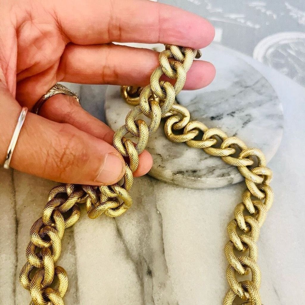 Vintage Vintage Chunky Chain Jewelry Set Textured Gold Toned Metal Size ONE SIZE - 6 Thumbnail