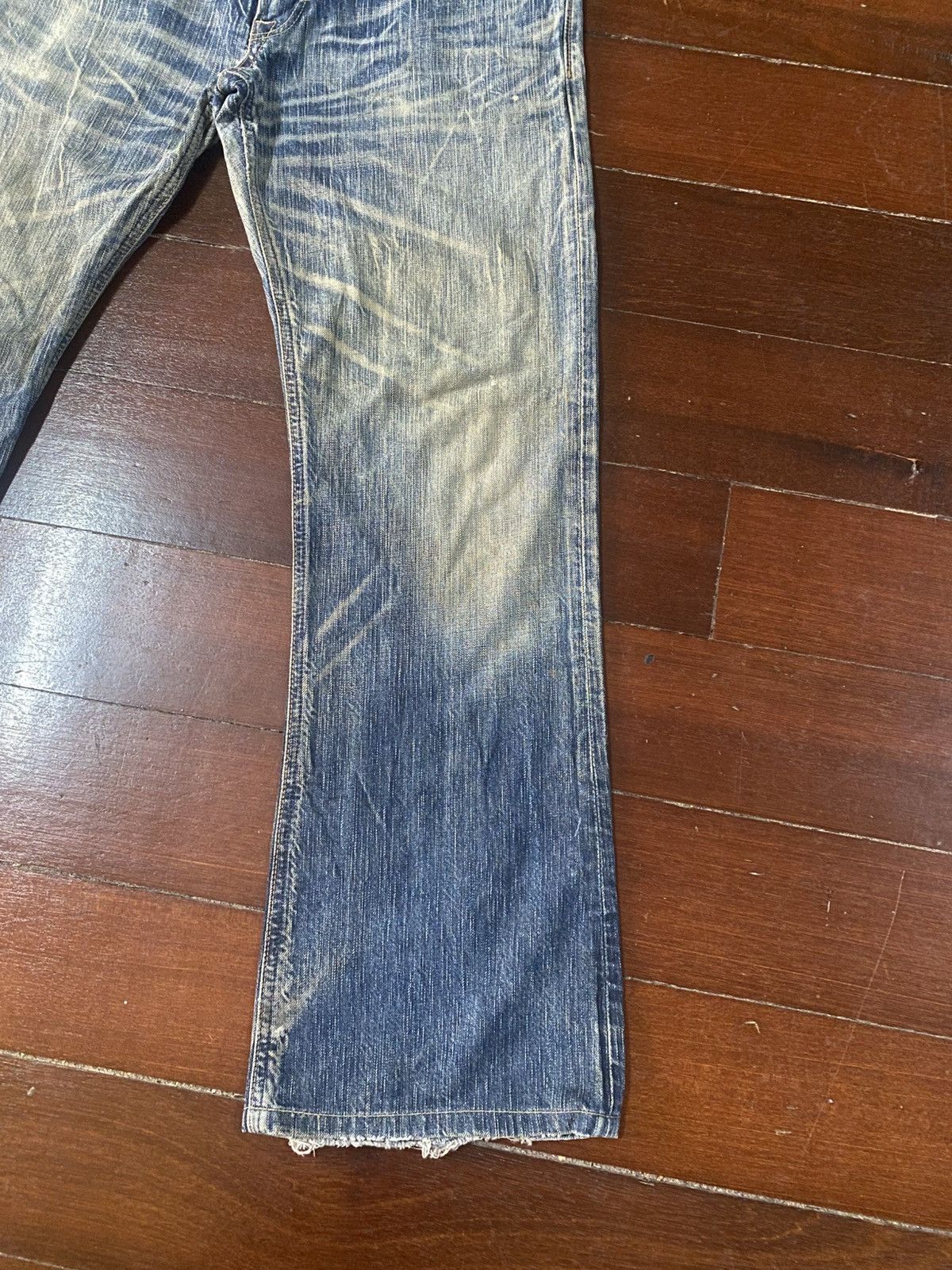 Edwin VERY RARE! EDWIN 503 FLARE mud wash stone wash distressed Size US 36 / EU 52 - 4 Thumbnail