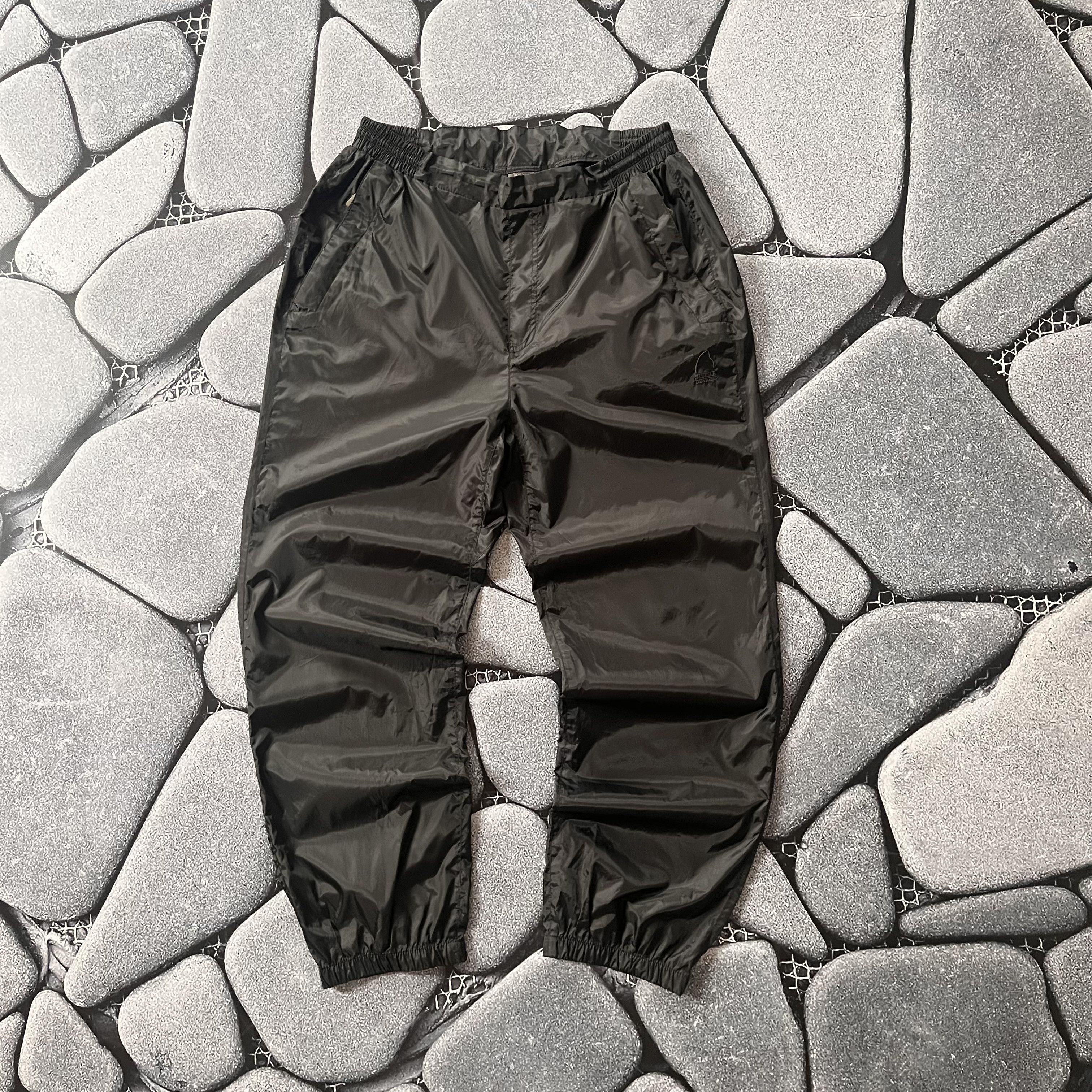 Sierra Designs × Vintage VINTAGE SIERRA DESIGN OUTDOOR PANTS TRANSFORMER MINI BAG Size US 34 / EU 50 - 1 Thumbnail