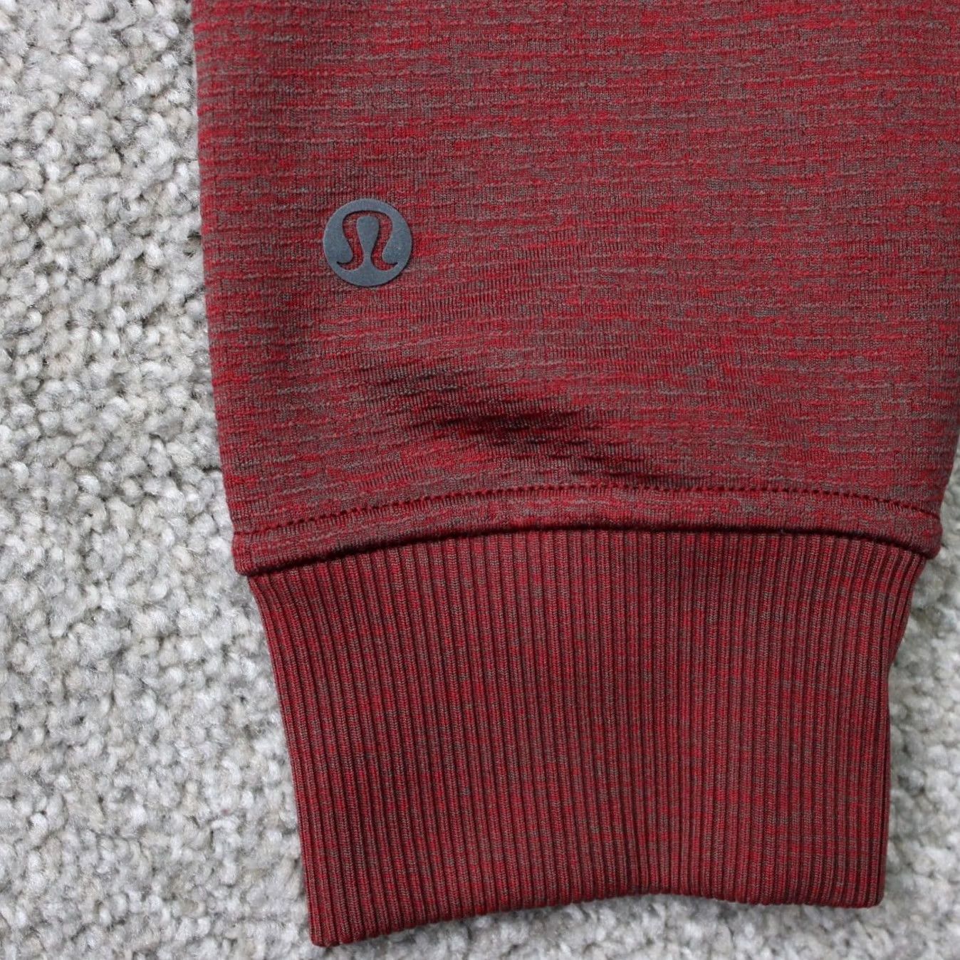 Lululemon Lululemon Hoodie Mens Medium red Textured Tech Hooded Sweatshirt Vented Pullover Size US M / EU 48-50 / 2 - 6 Thumbnail