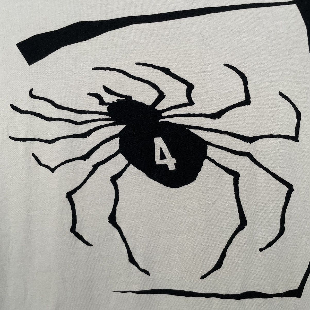 Anime × Japanese Brand Anime Hunter x Hunter Uniqlo Collaboration T Shirt Size US M / EU 48-50 / 2 - 2 Thumbnail